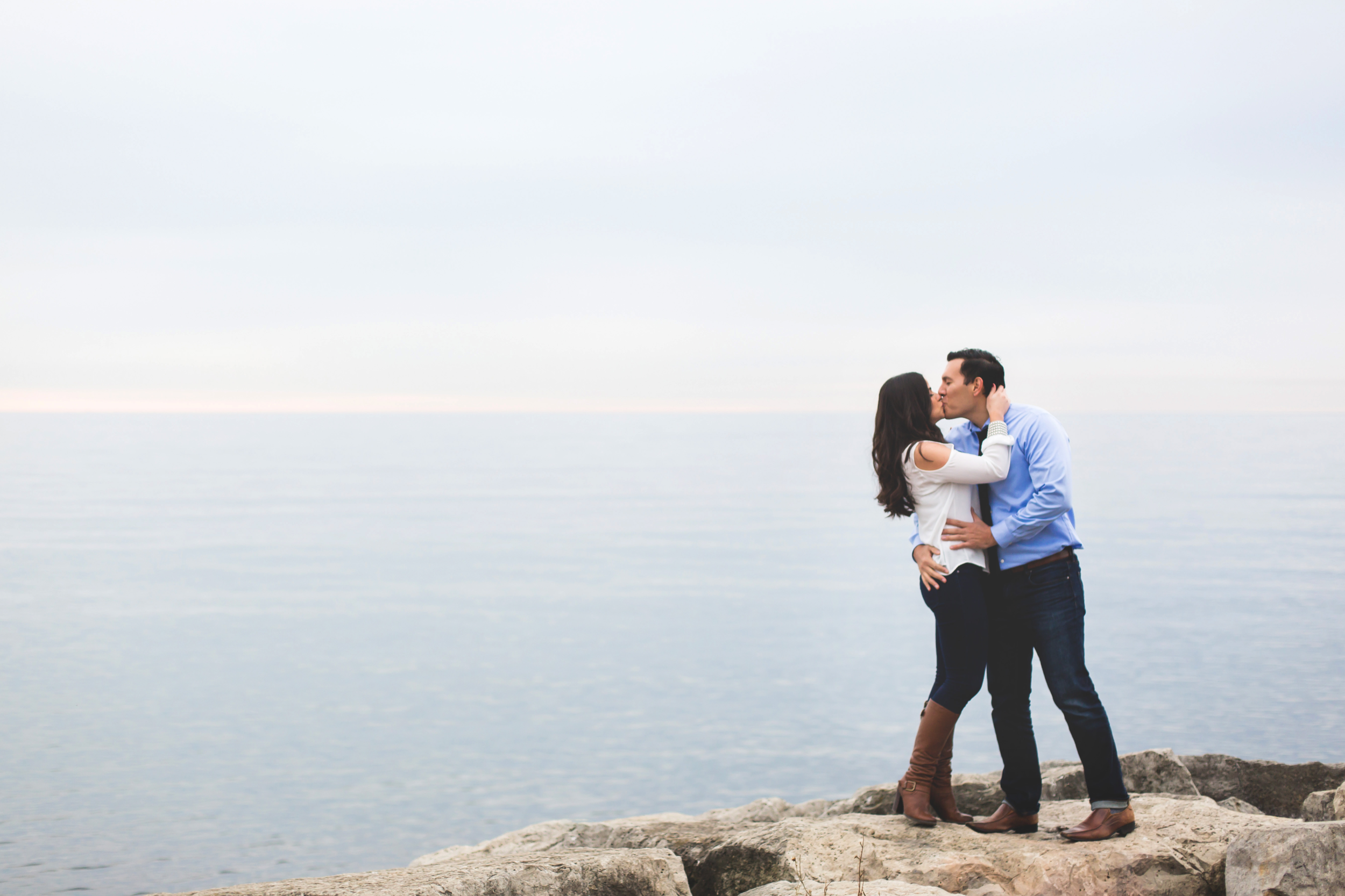 Engagement-Photography-Toronto-Skyline-City-Waterfront-HumberBay-Hamilton-Burlington-Oakville-Niagara-Toronto-Wedding-Photographer-Photo-Image-7.png