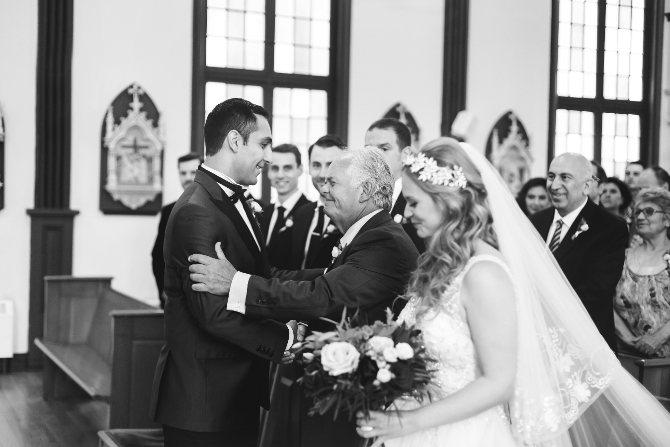 Moments-by-Lauren-Hamilton-Toronto-Niagara-Wedding-Photographer-Genuine-Emotional-Images-Photo-6.png