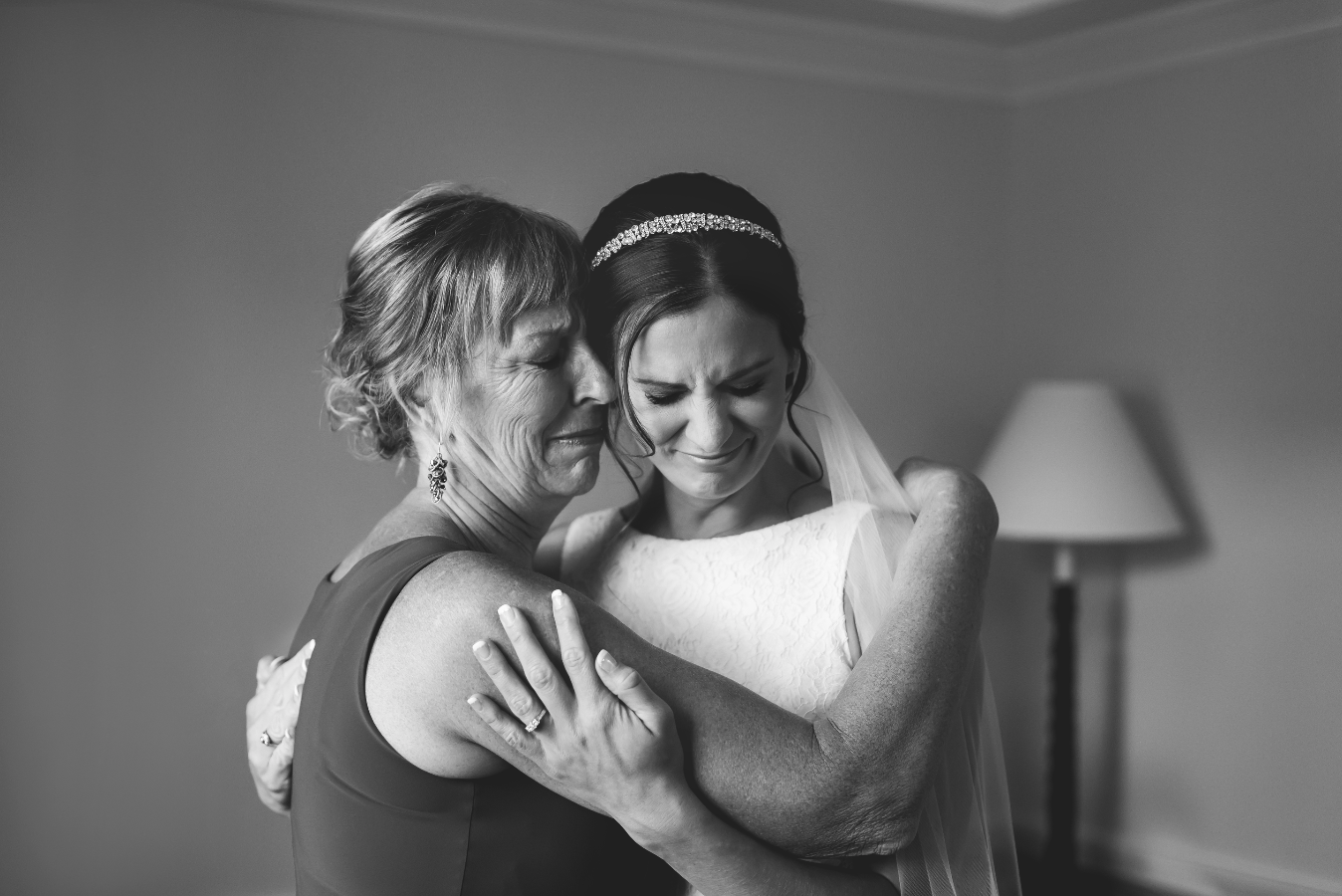 Moments-by-Lauren-Hamilton-Toronto-Niagara-Wedding-Photographer-Genuine-Emotional-Images-Photo-10.png