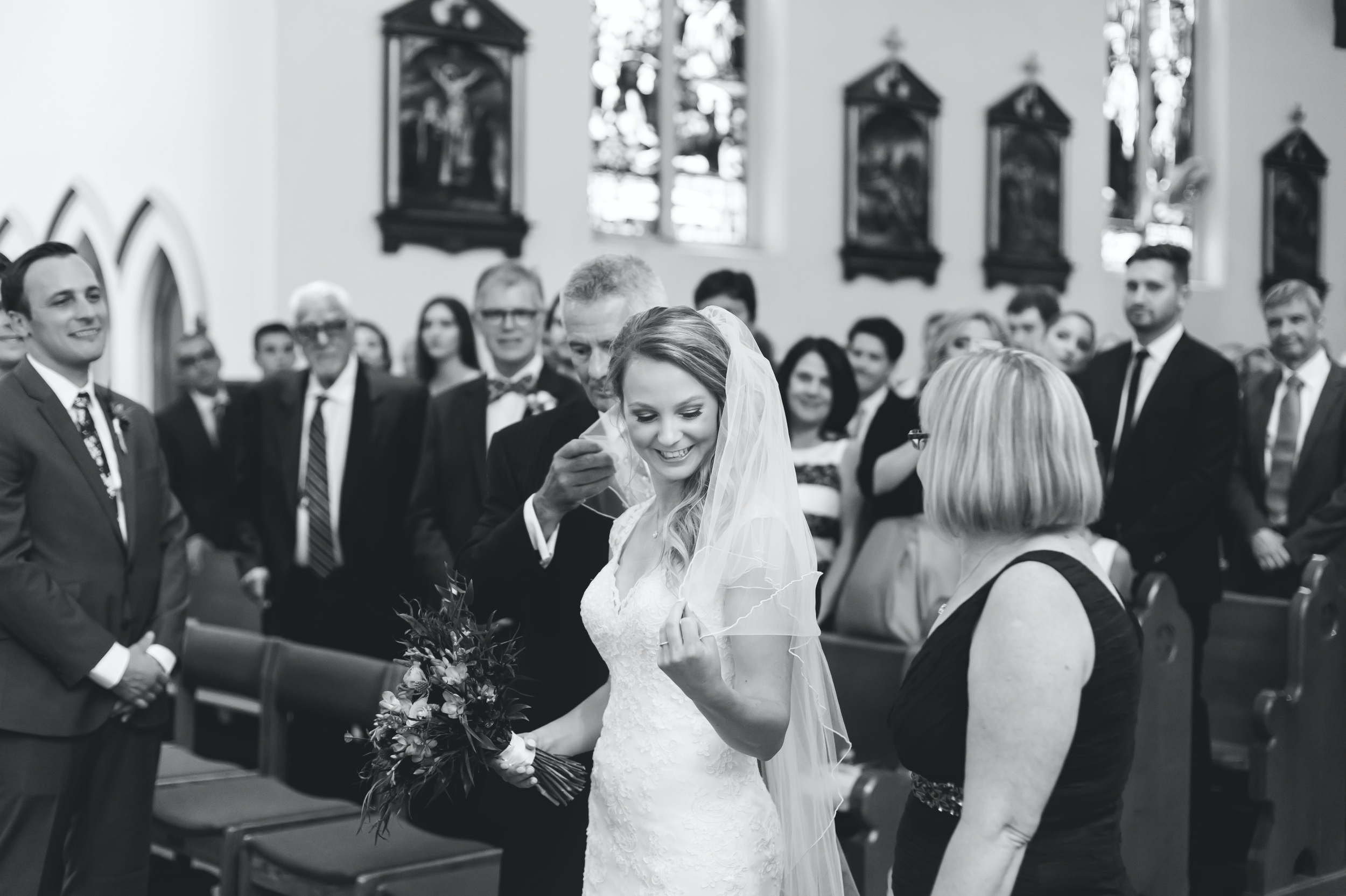 Moments-by-Lauren-Hamilton-Wedding-Photographer-Tamahaac-Club-Niagara-Toronto-Burlington-Photography-Photo-Image-10.png
