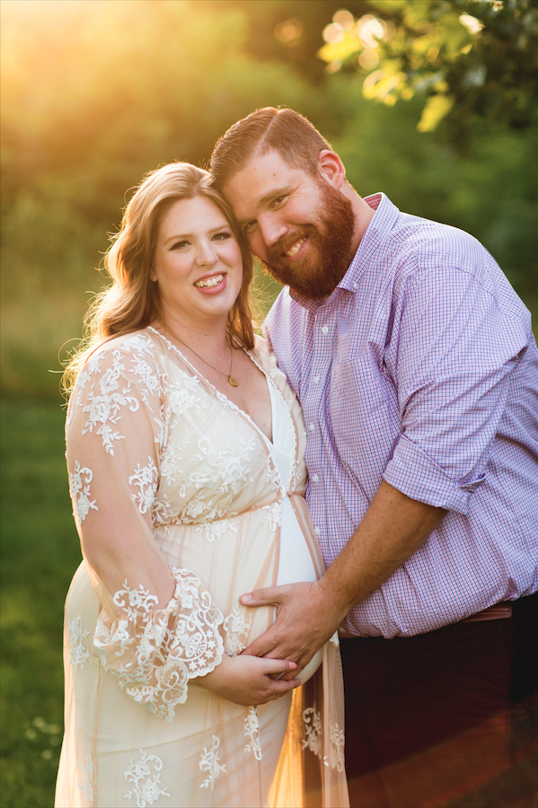 Maternity-Session-Photographer-Hamilton-Oakville-Waterfront-Golden-Hour-Glow-Photography-Moments-by-Lauren-Photo-Image-3.png