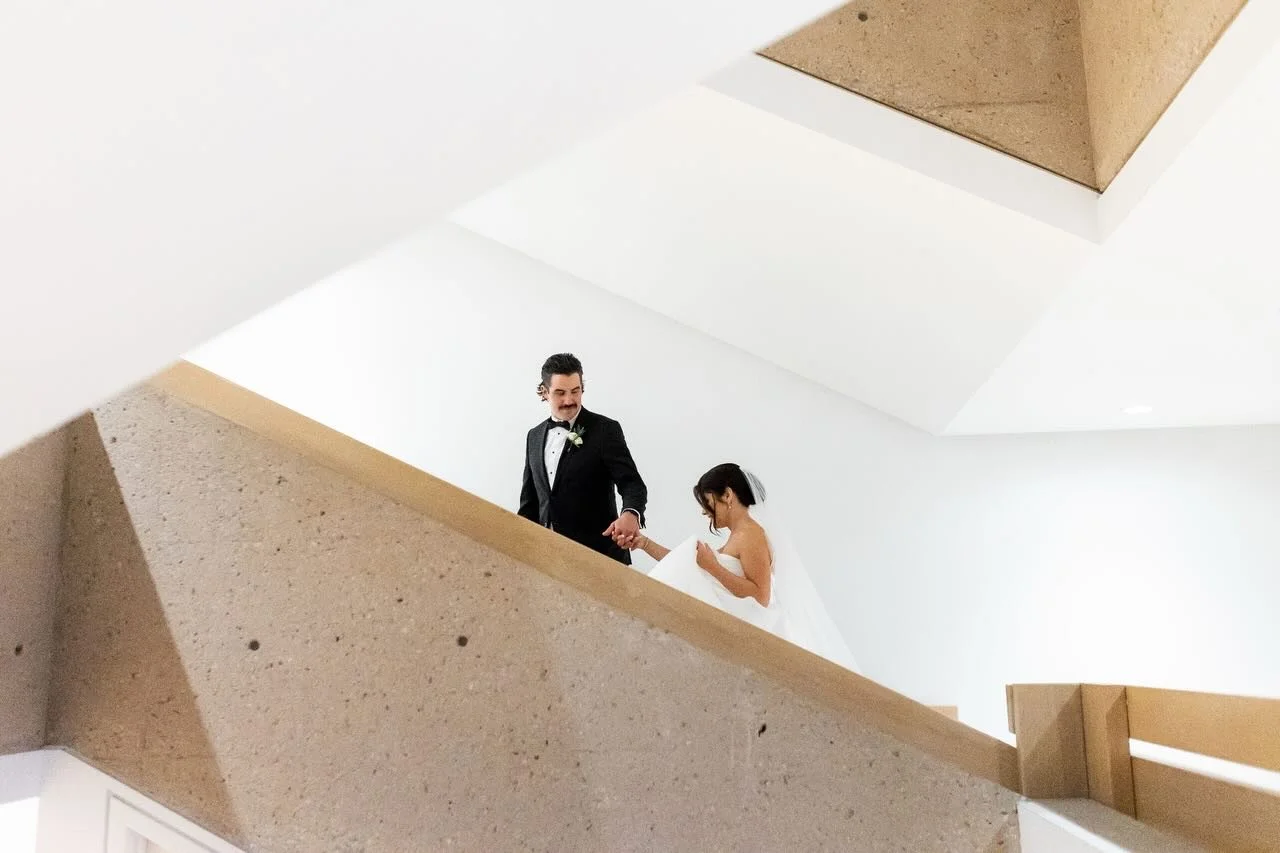 On route 👉🏻 to this frame. 

Same location. The in between moment before a little bit of direction. Do you have a fave between the first and second look?! Drop your vote below! 

This little pocket of space 👌🏻

&mdash;&mdash;
Venue: @at_theagh 
P