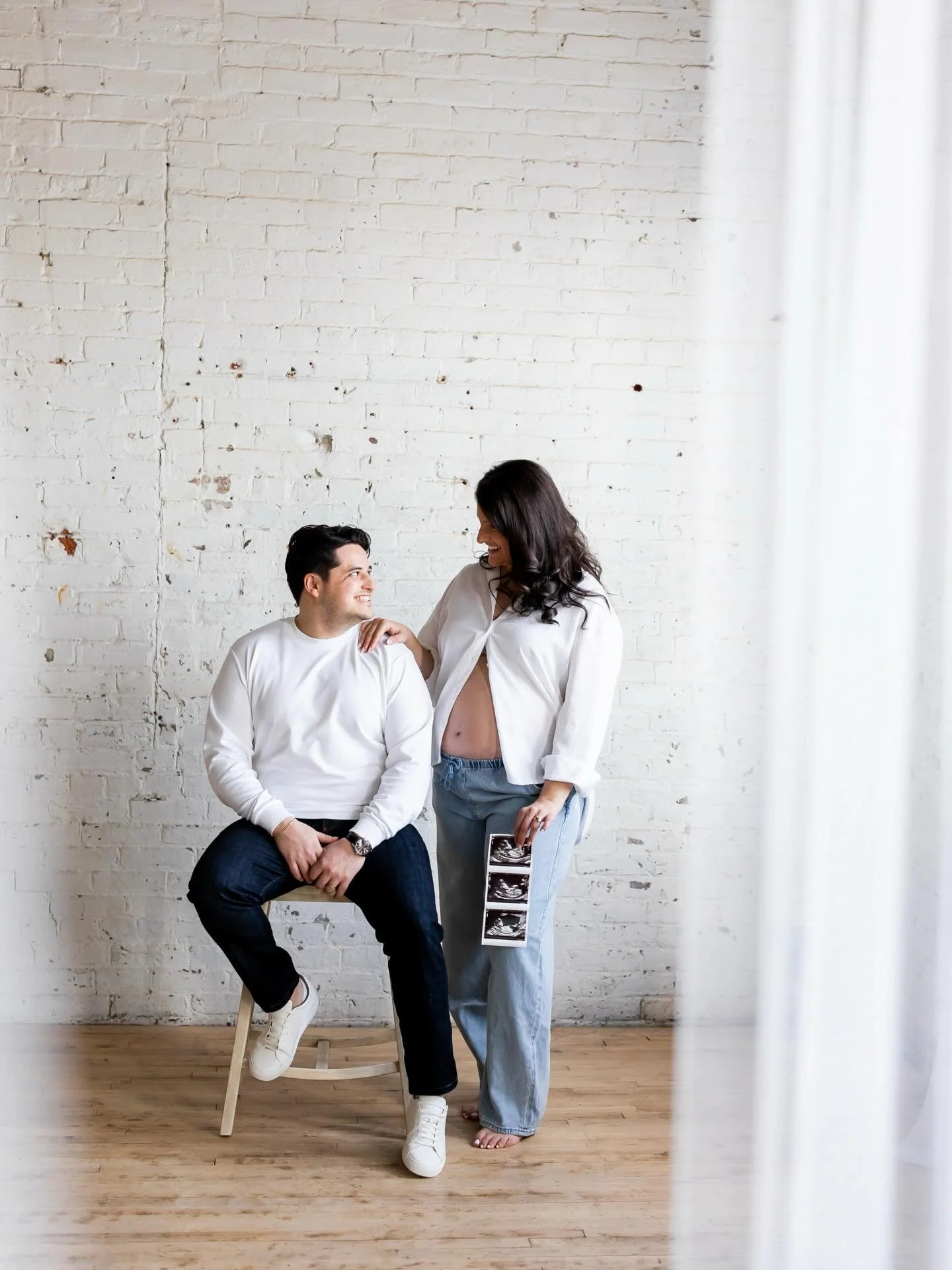 The next chapter 🤍

Getting to document your chapters + stories through the years will never, ever get old. 

&mdash;&mdash;

Hamilton lifestyle photographer, maternity session, photography, Hamilton family photographer, millworks creative