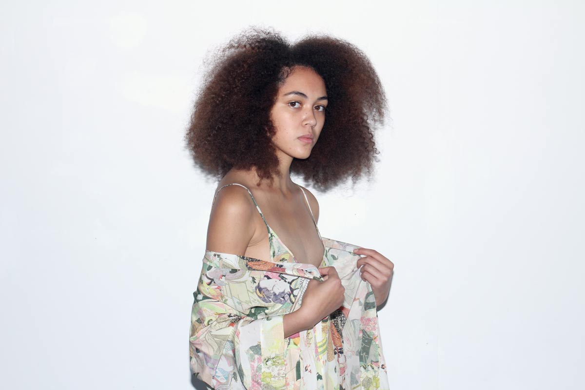 lovers-kimono-off-shoulder.jpg