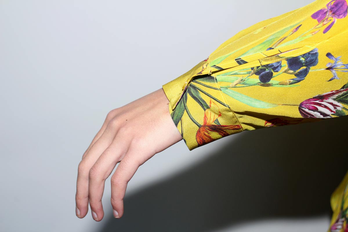 yellow-button-sleeve-close.jpg