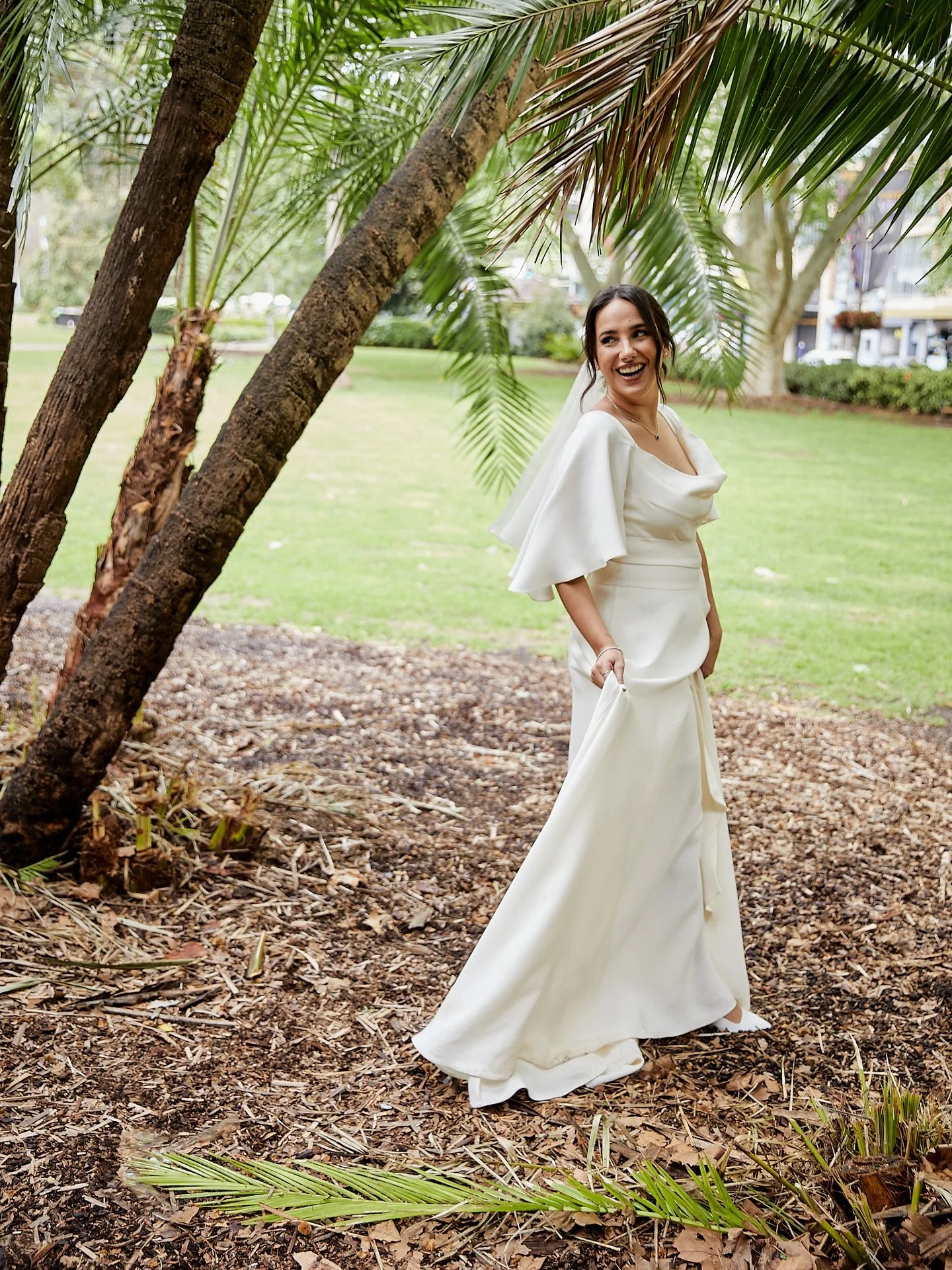 Beautiful Simone 🌸

Such a joy to capture Simone &amp; Paul, a quick little love shoot in Hyde Park after their beautiful small ceremony at stunning The Great Synagogue in Sydney. 

#beautifulbride❤️ #thelookoflove #newlyweds💍 #sydneyweddingphotogr