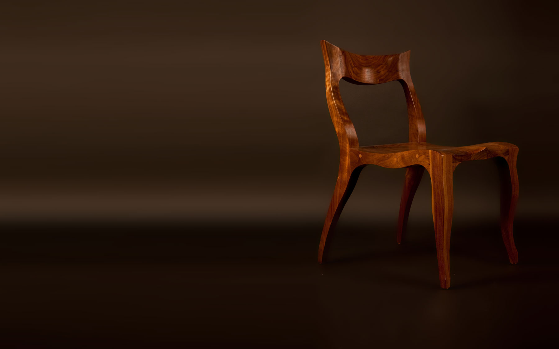 BG_ABOUT-Tessa-Chair_1.jpg