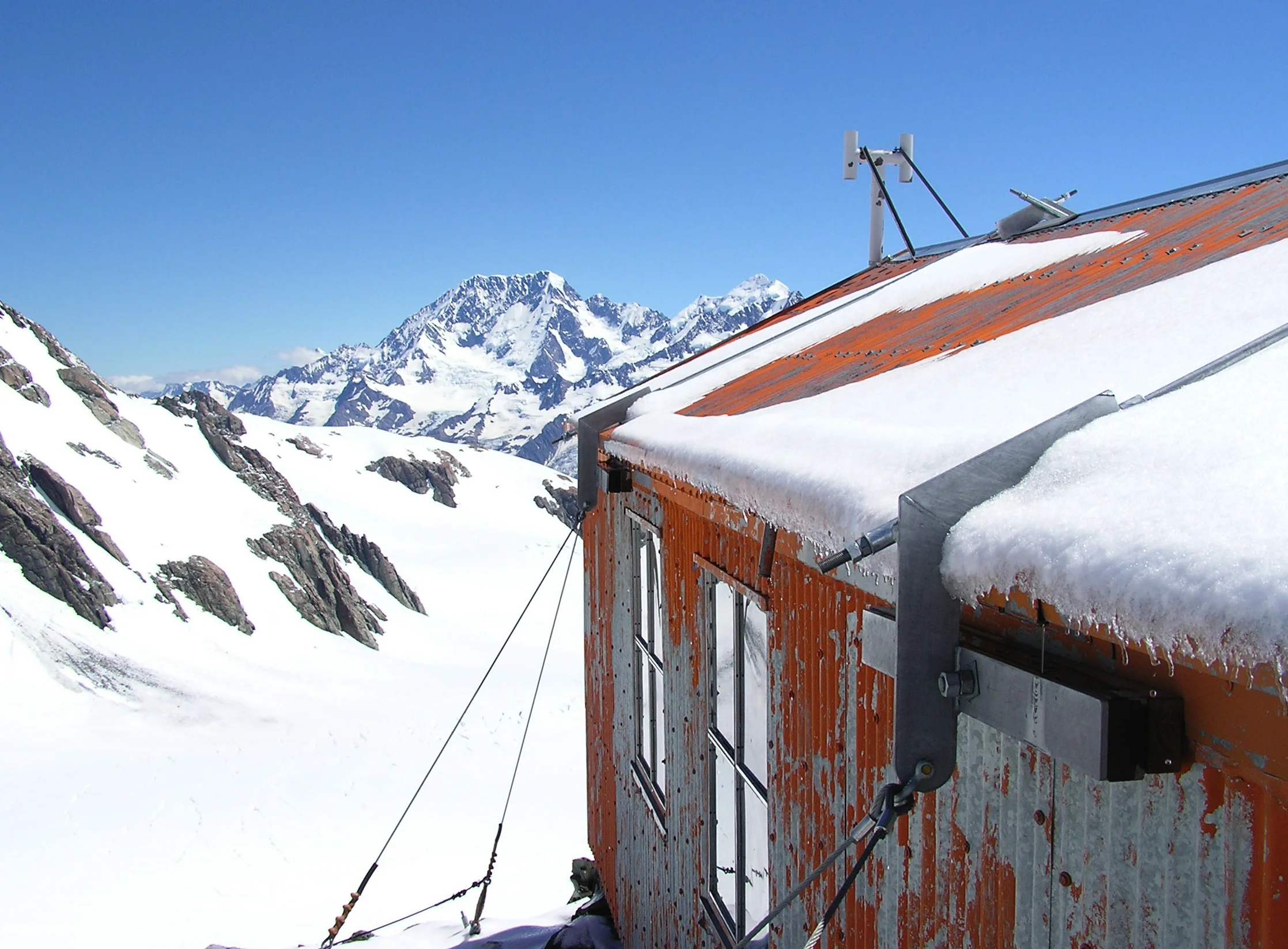 tasman saddle hut