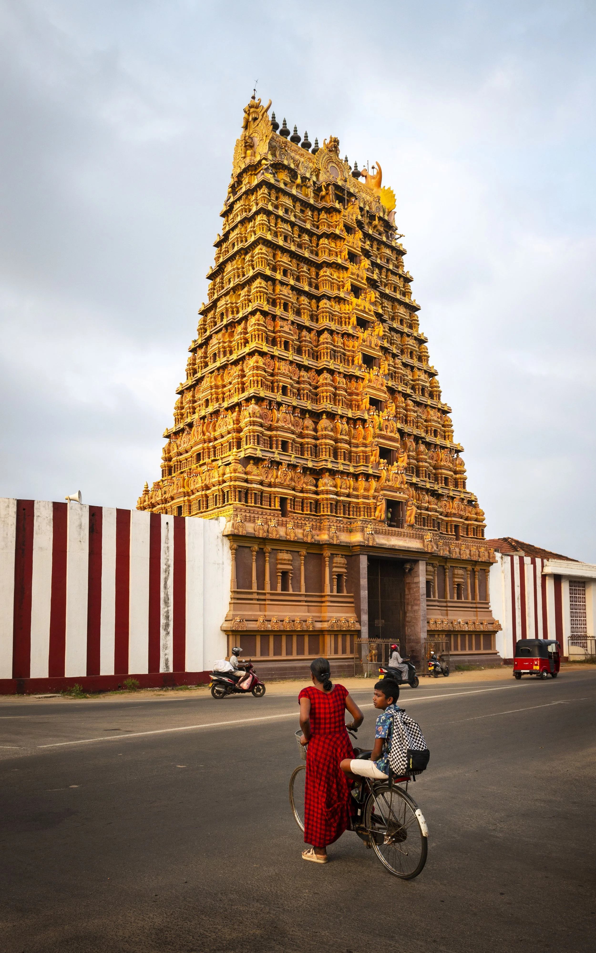 nallur red