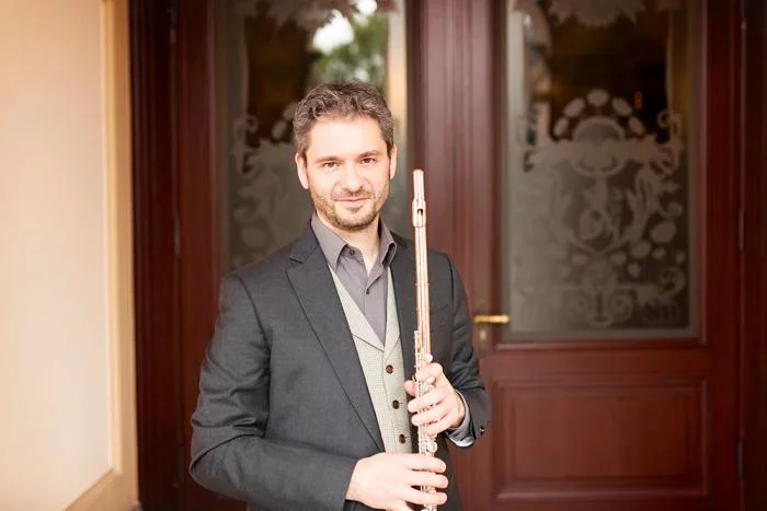 Aldo Baerton, flutist