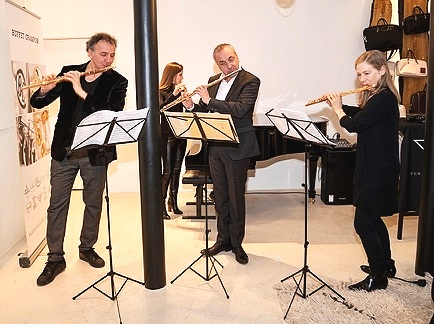  With fellow Powell Artists Philippe Bernold (center), Jean Ferrandis (left), and Alice K. Dade (at piano), performing on the amazing new 18k Gold Powell, at the official Launch Concert in Paris 