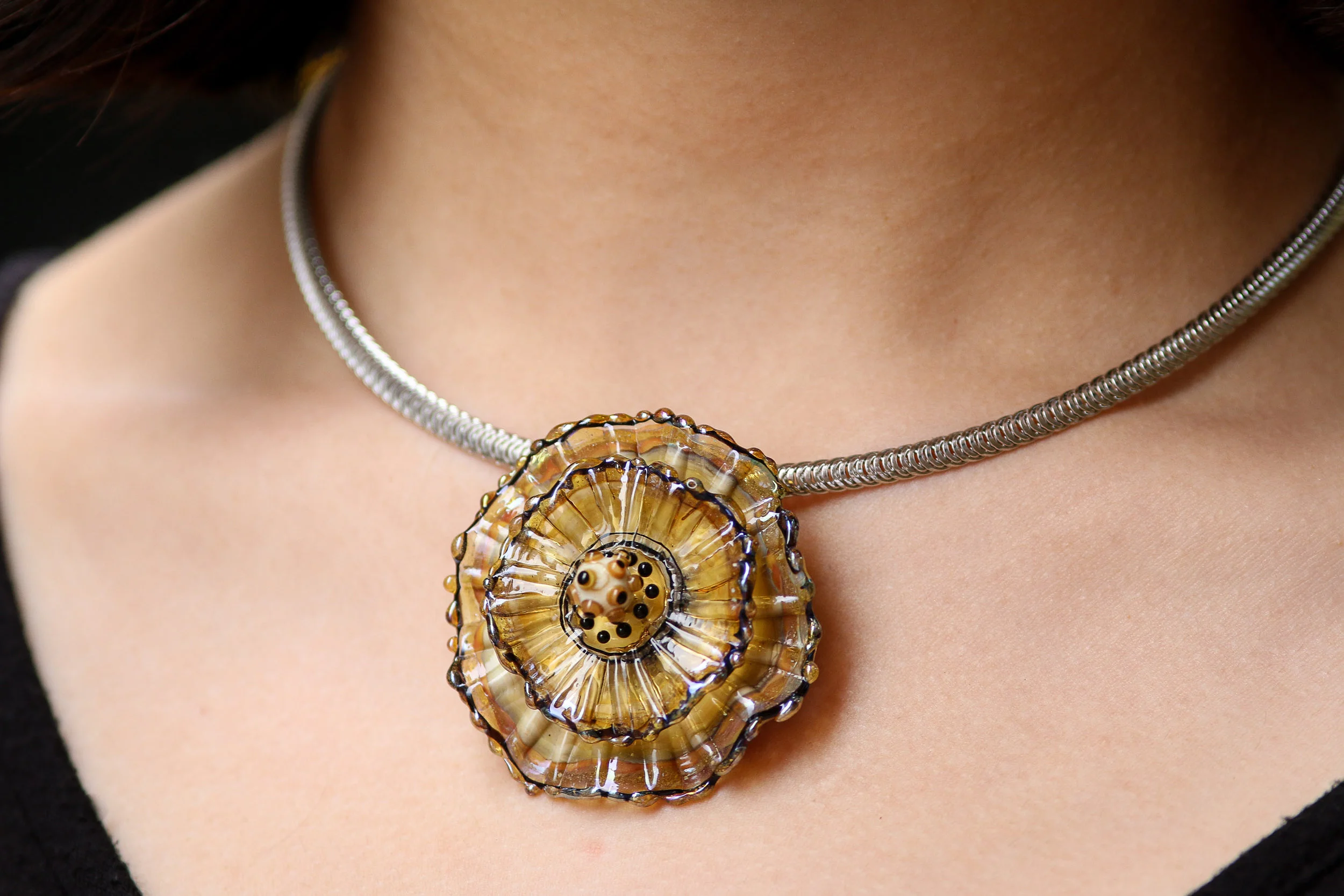 Caramel/Black Anemone Pendant