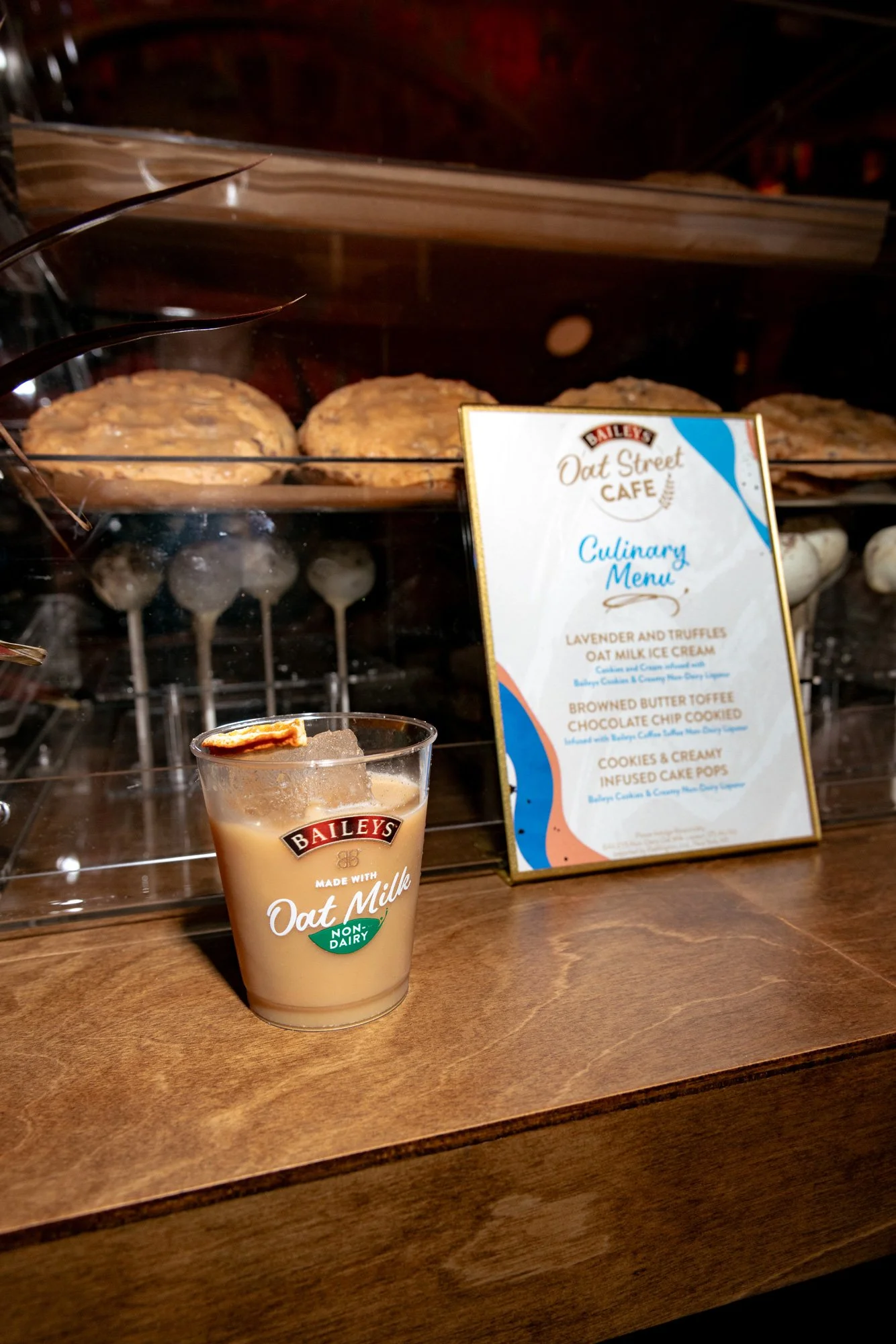 The custom menu paired handcrafted desserts and specialty beverages with Baileys' newest limited-edition flavors.