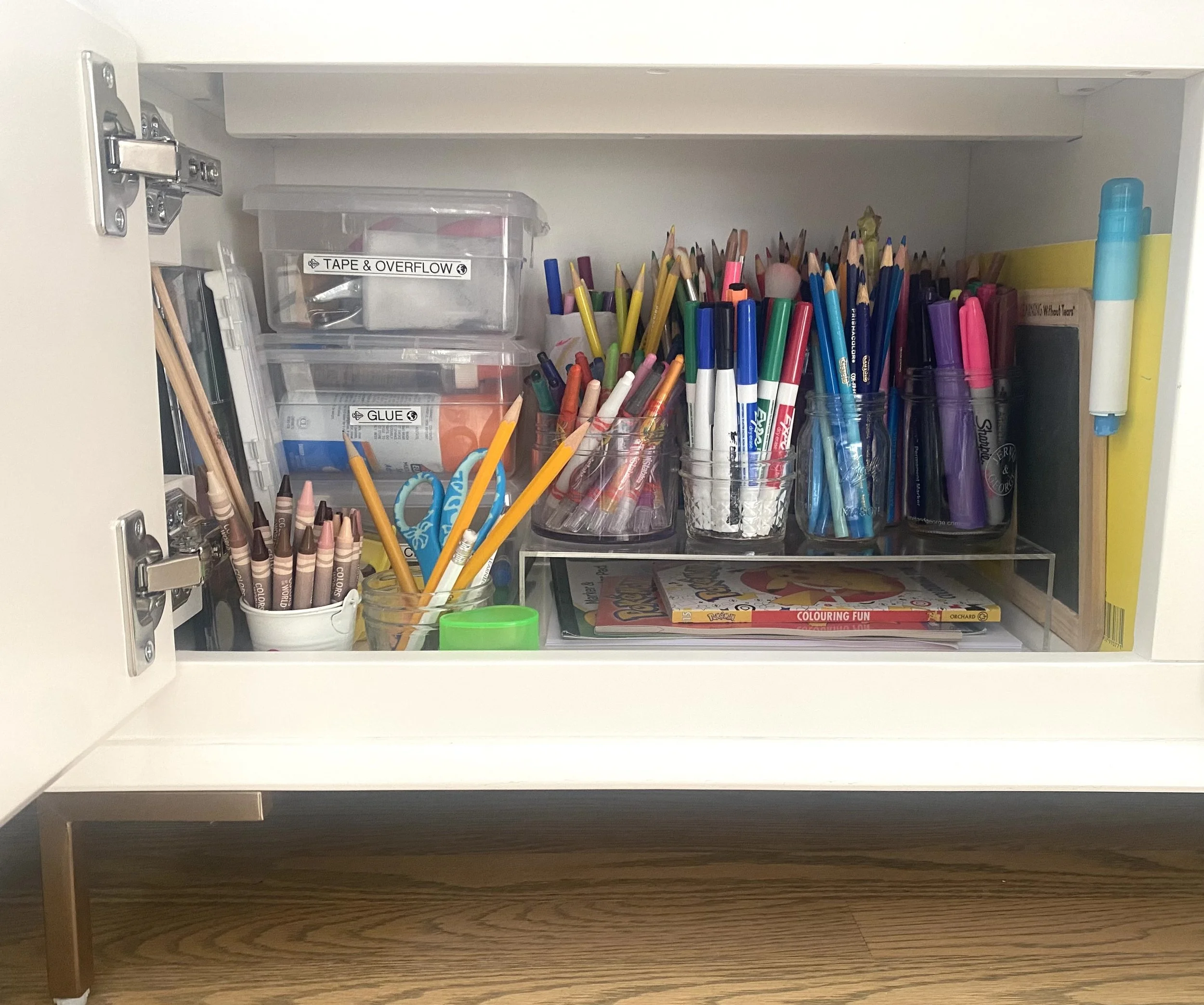 Art Supply Organization For Play Area