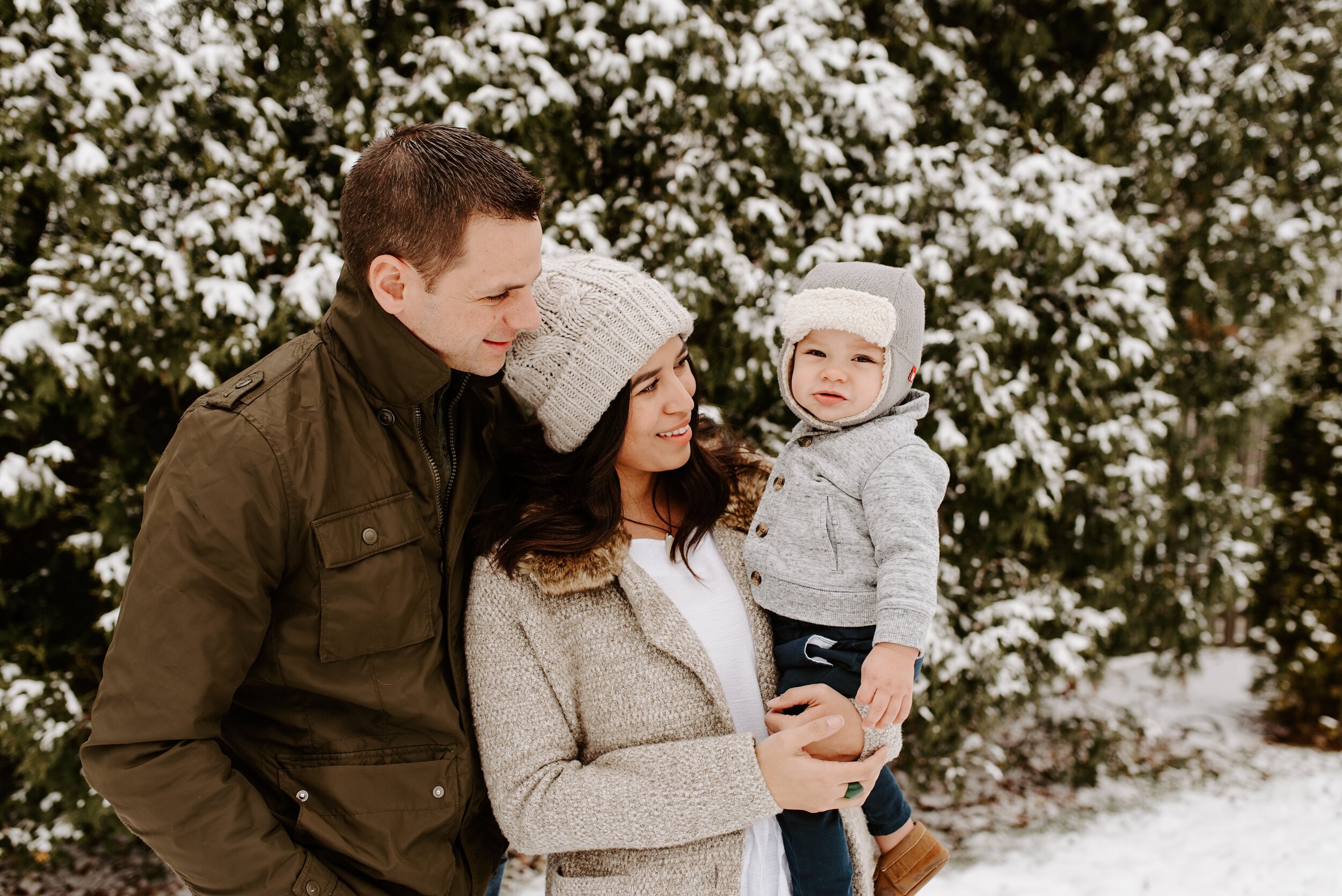 New England Lifestyle Newborn Family Photographer Snowy Winter Outdoors Photos Baby.jpg