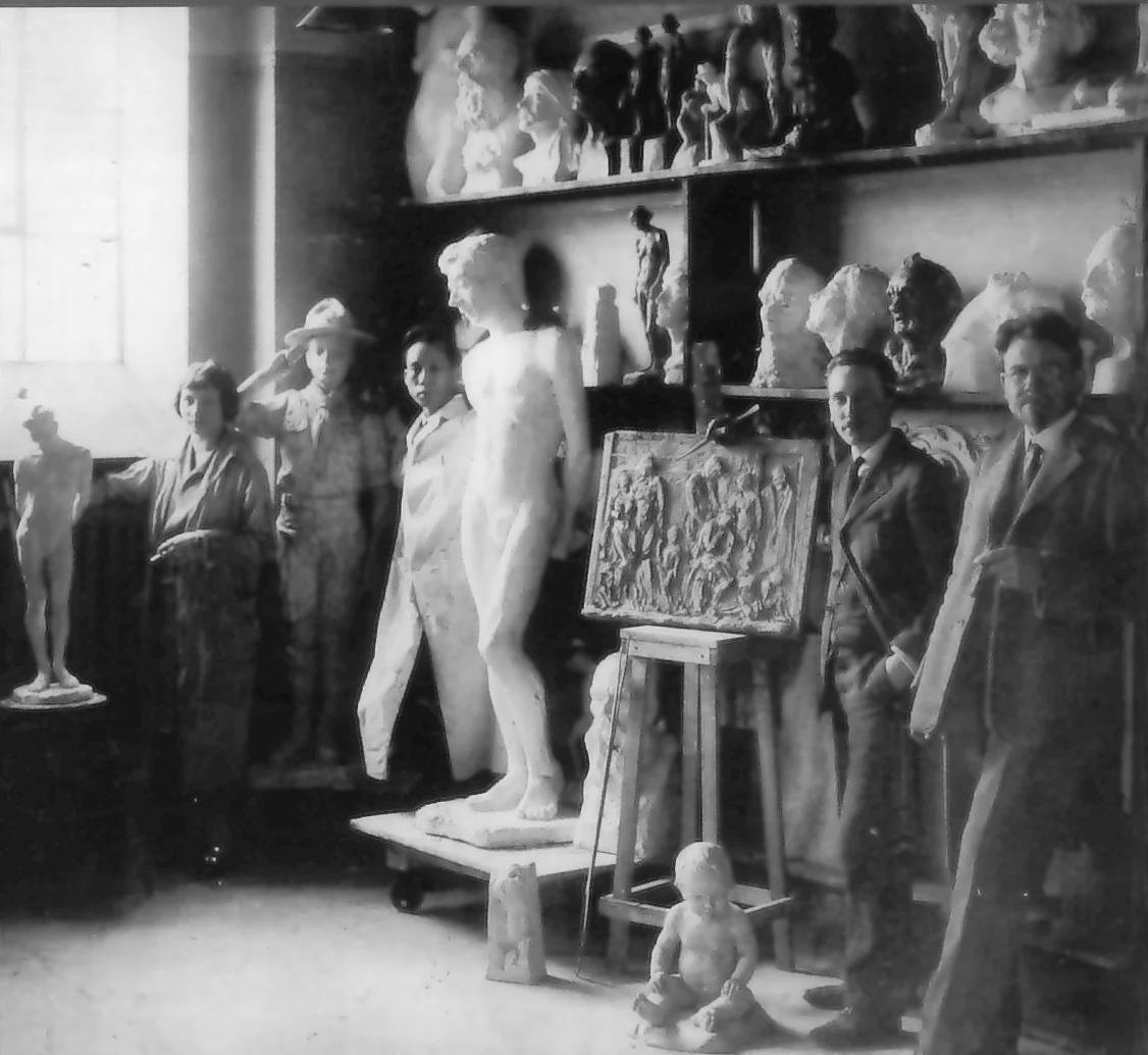 Lowrie Warrener and Emmanuel Hahn, 1924, Ontario College of Art Photo Credit: Succession Elizabeth Wyn Wood and Emanuel Hahn.