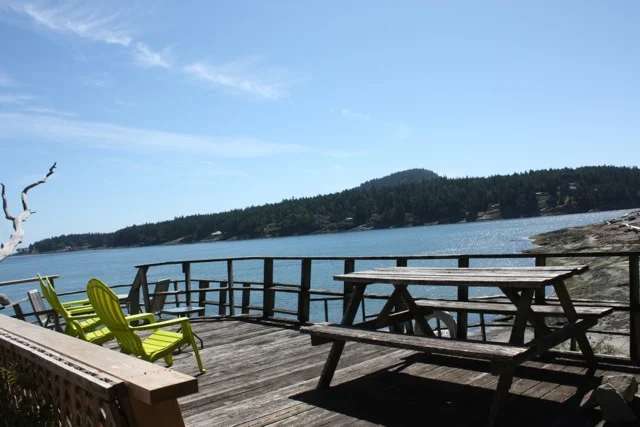 121 Arbutus Point Road