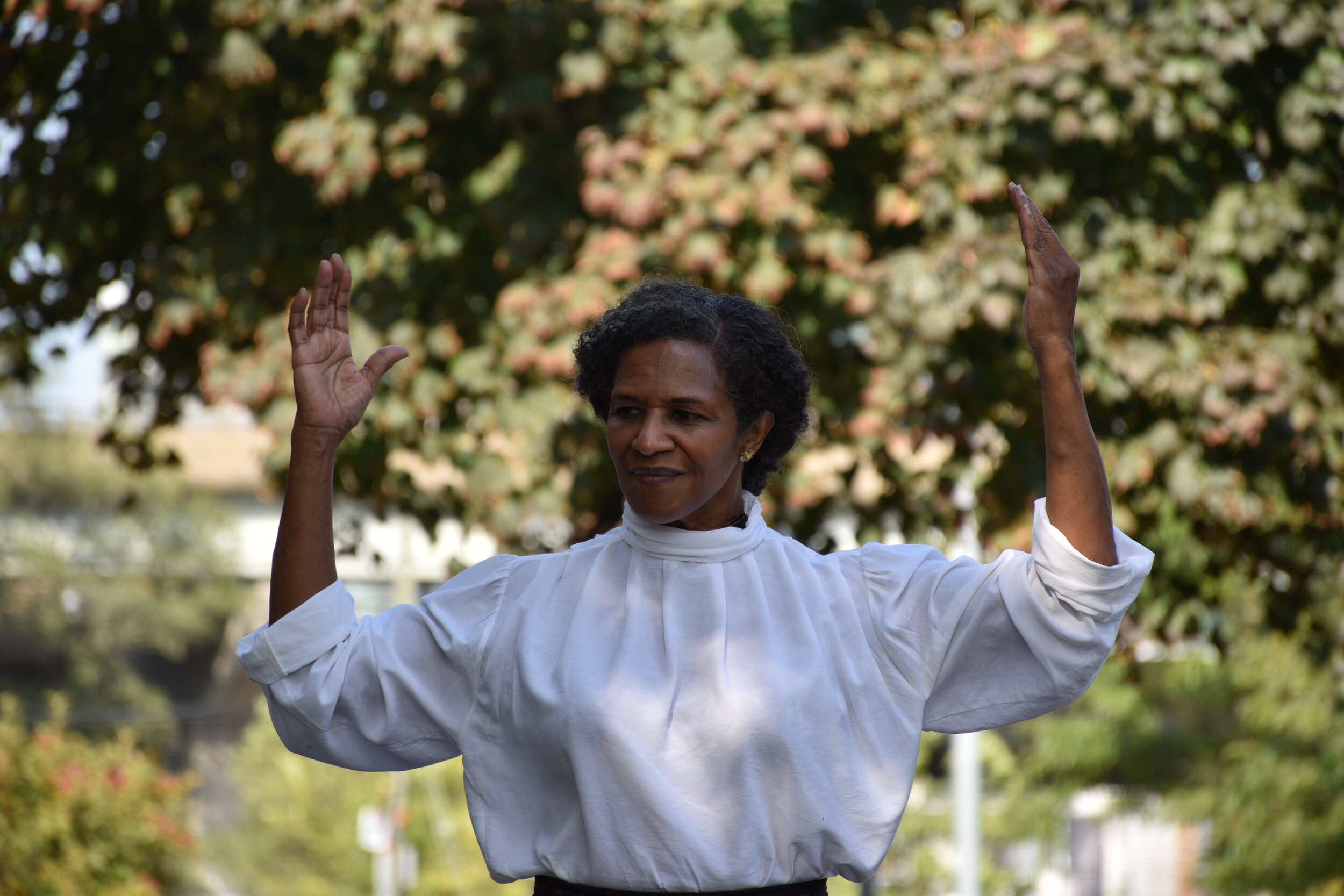  a still from the October 2nd performance of I Am Lucie I Am Thornton, photo by Anne Zbitnew 