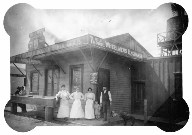 Leonello Pollini, Egidio Micheli, Niccola Testa, Alfio, Palmira Testa. Look! We were a dog-friendly place even then! :)