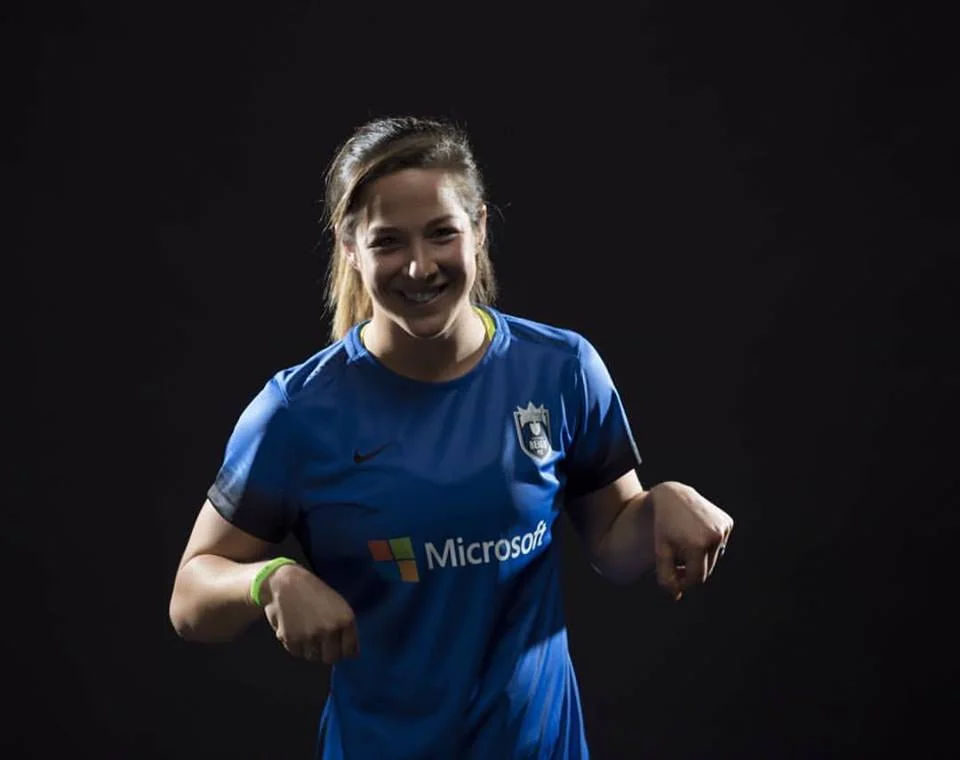 <a href="http://properformance.guru/paige-nielsen">Paige Nielsen</a><strong>UNC Alumni. Pro at Seattle Reign</strong>