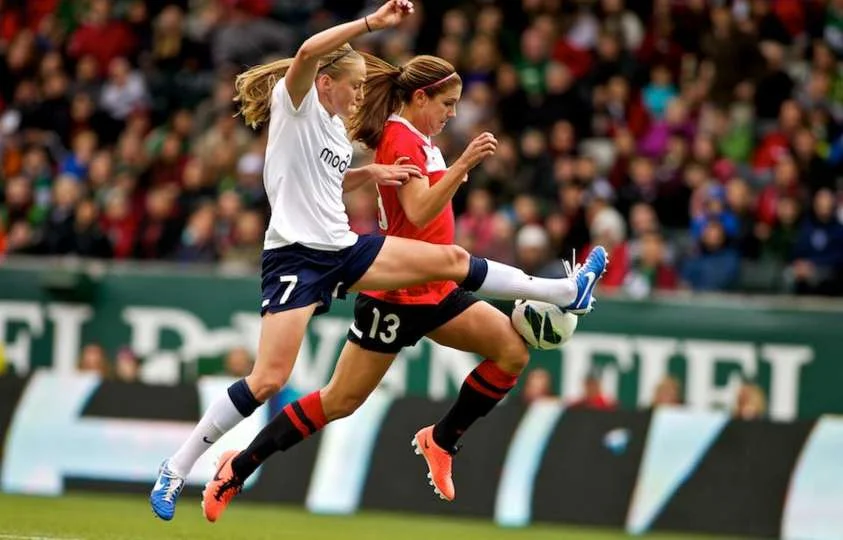 <a href="http://properformance.guru/elli-reed">Elli Reed</a><strong>University of Protland, Boston Breakers, and Seattle Reign</strong>