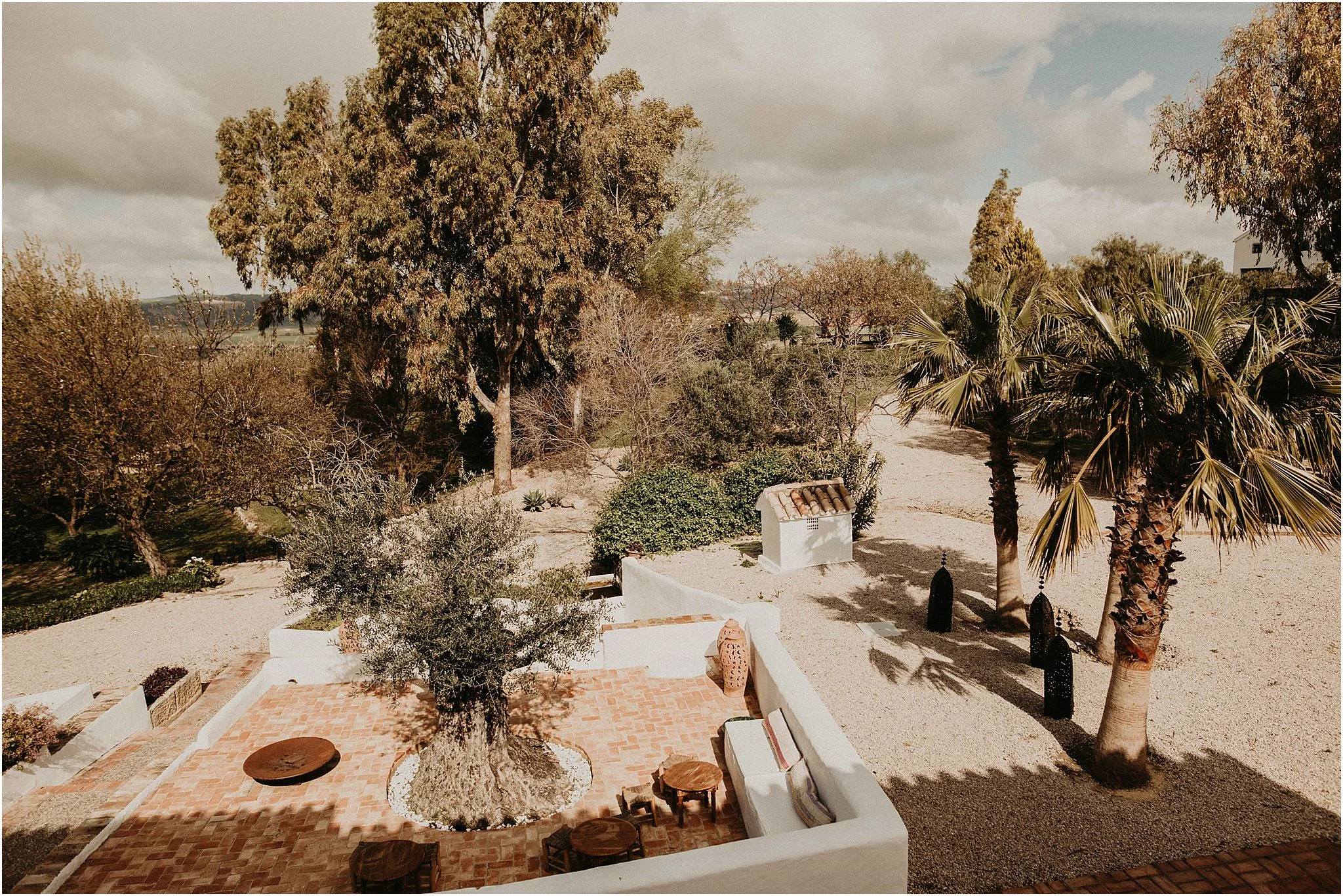 Intimate wedding venue with gipsy caravan 30.jpg