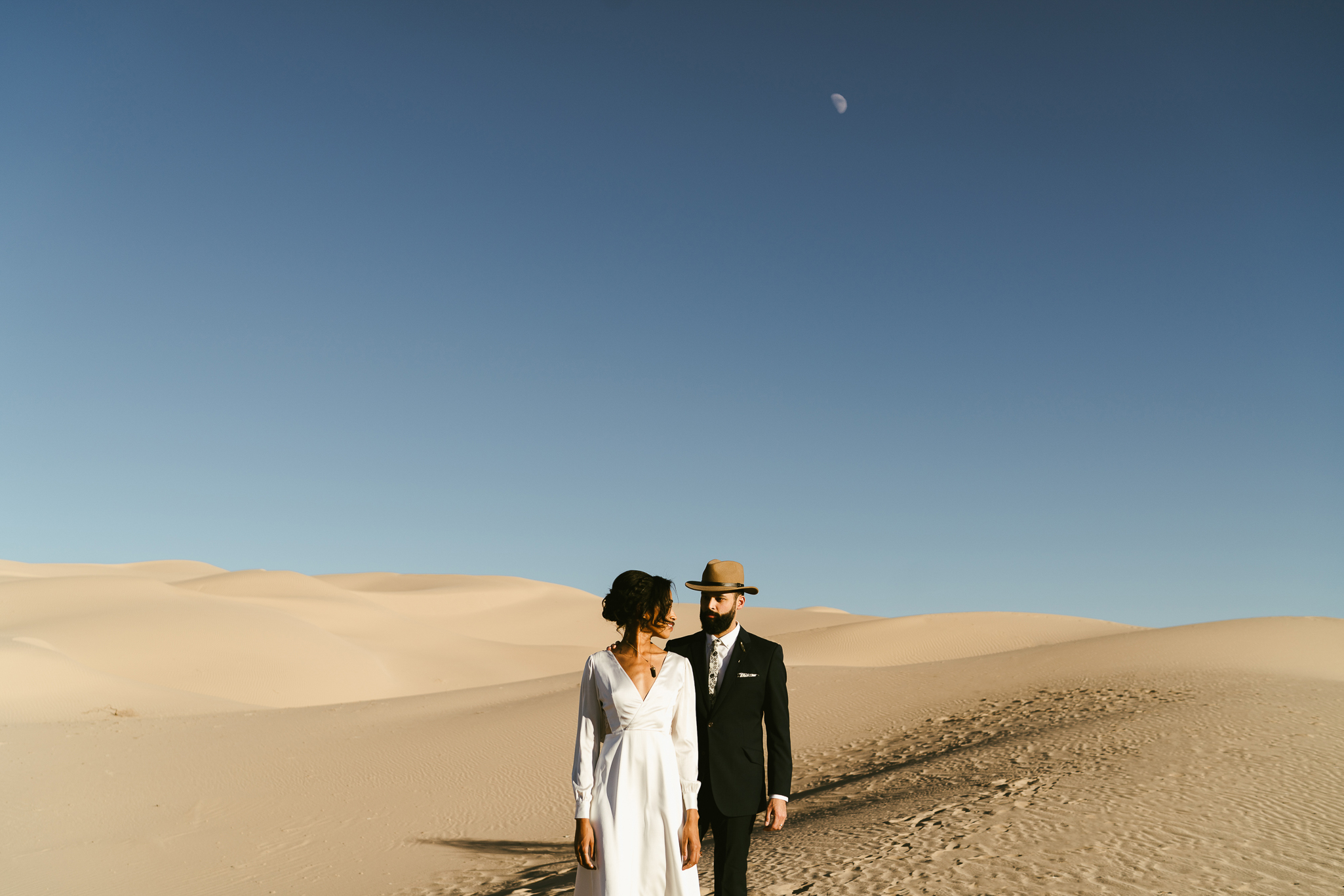 Frida enamorada boda en el desierto de baja california mexico LR-09.JPG