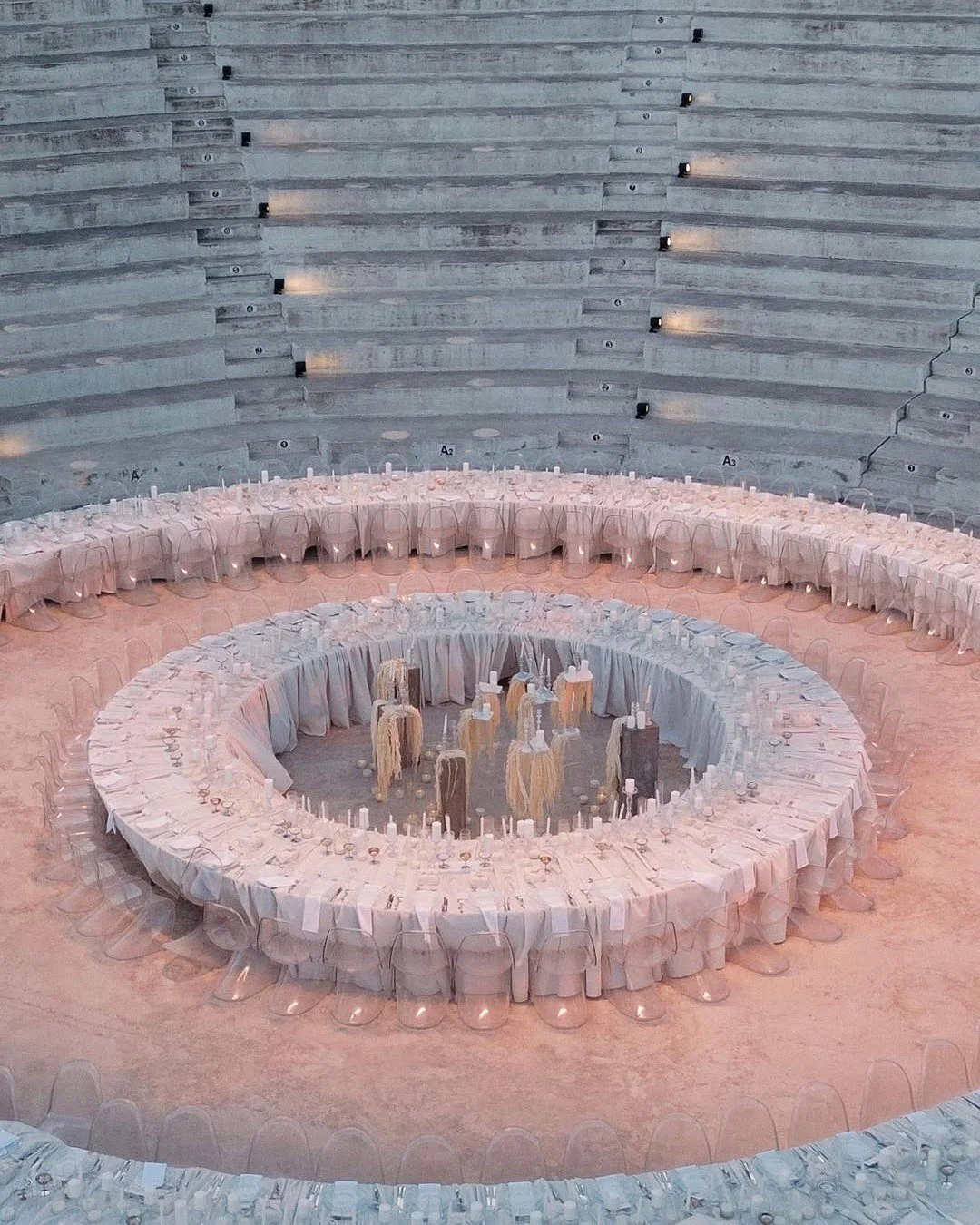 &iquest;Y si la arquitectura pudiera contar historias en lugar de ser solo un lienzo? 🌆✨ La arquitectura temporal est&aacute; revolucionando nuestro entorno, creando espacios que son tan ef&iacute;meros como inspiradores. &iexcl;Descubramos juntos c