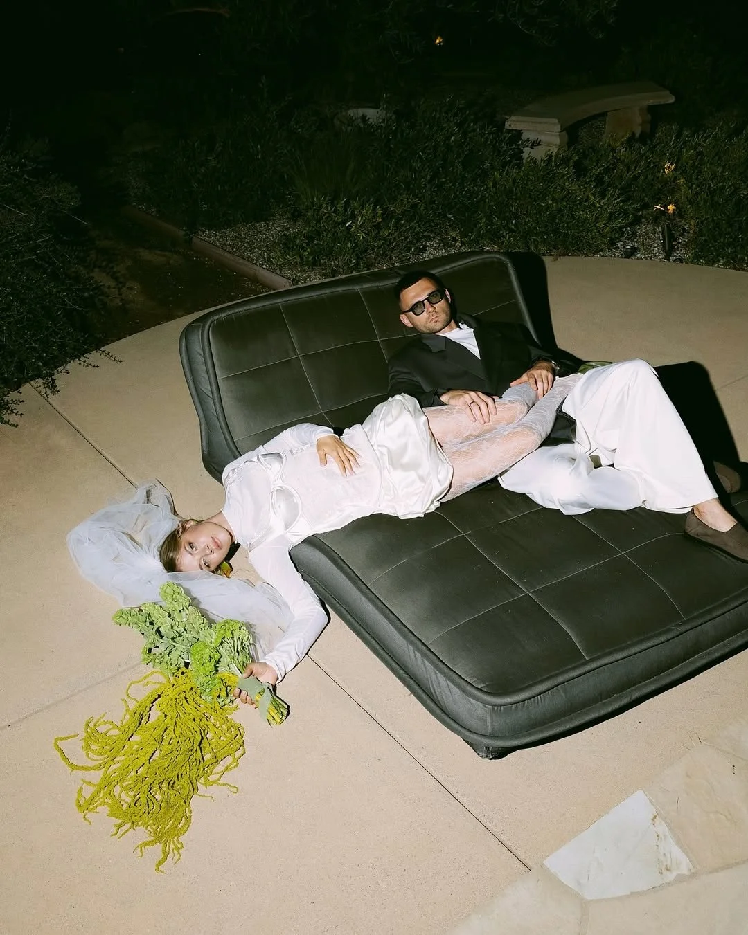 Parejas modernas llenas de estilo: donde el amor se encuentra con la creatividad. Cada detalle cuenta una historia &uacute;nica, reflejando su esencia y personalidad. Desde las elecciones de moda hasta los elementos decorativos, cada pareja redefine 