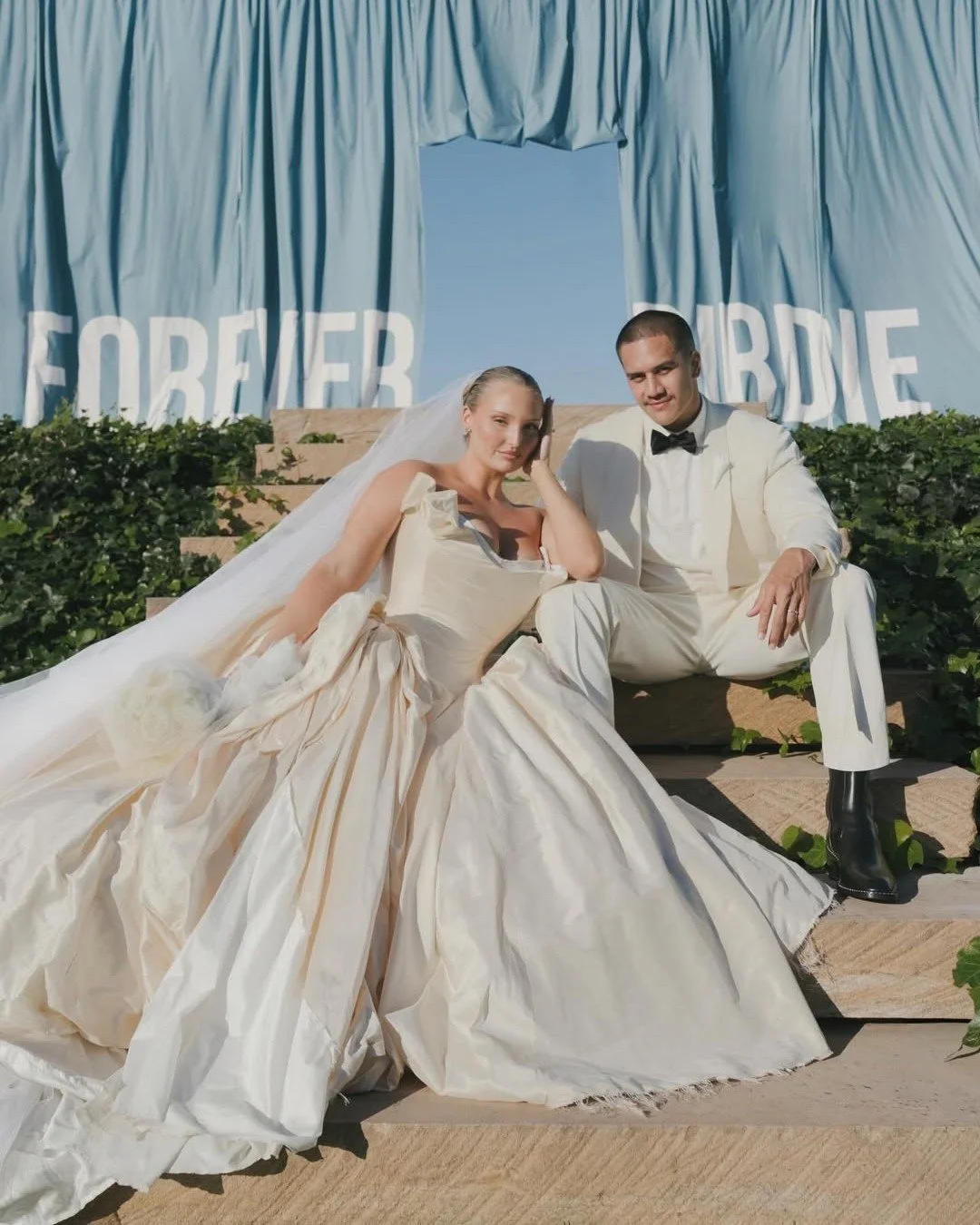 &iquest;Lista para darle un toque especial a tus planes de fin de semana? &iexcl;Descubre aqu&iacute; ideas inspiradoras que despertar&aacute;n tu creatividad! 💍
#fridaenamorada 

Planeaci&oacute;n y producci&oacute;n: @placeoflb 
Foto: @jackhenryph