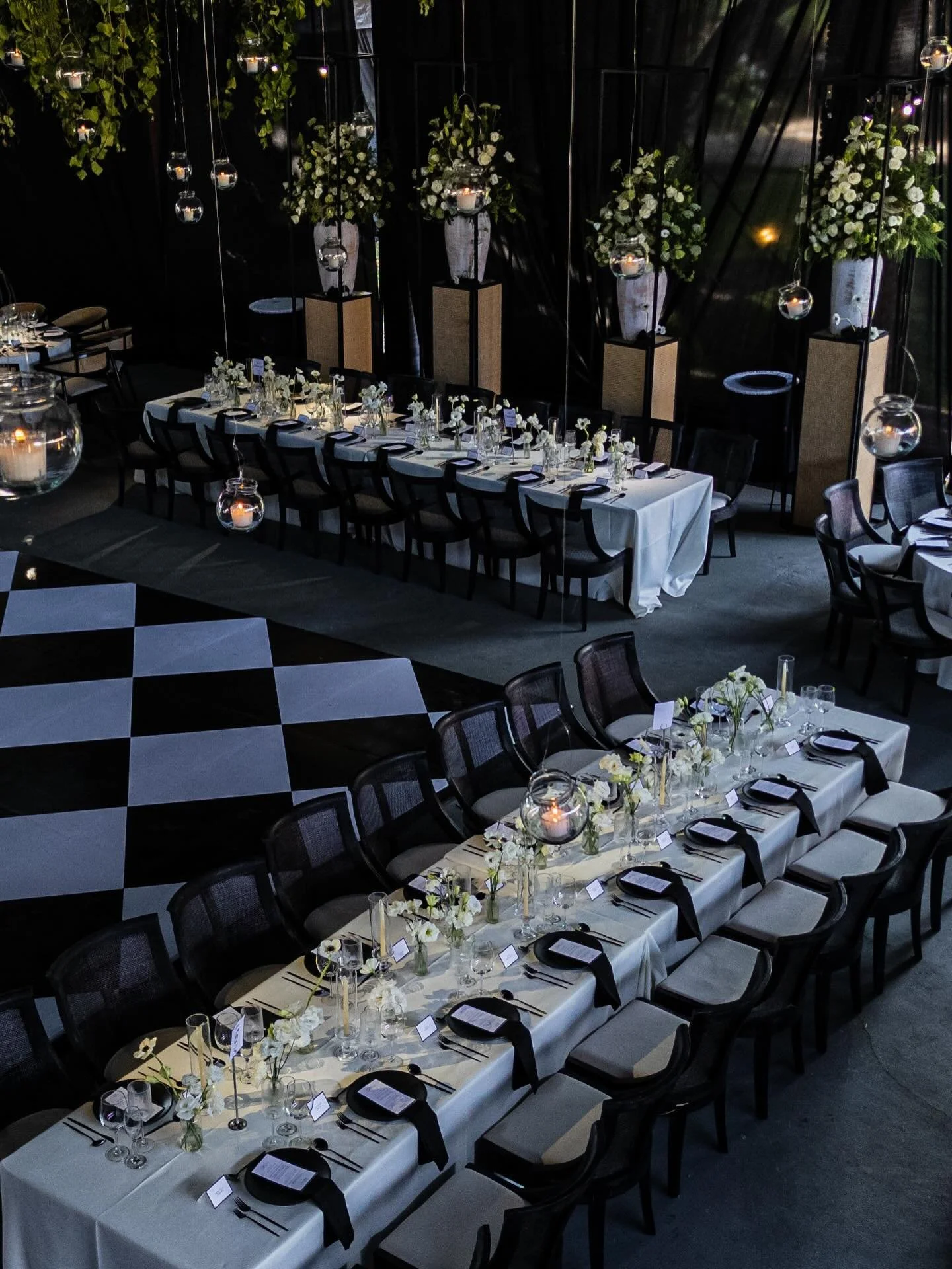 @cibeleseventos es una productora de eventos con amplia experiencia en bodas que ofrece servicios integrales de wedding planner, mobiliario y banquete; su equipo se encarga de la coordinaci&oacute;n completa del evento, desde la conceptualizaci&oacut