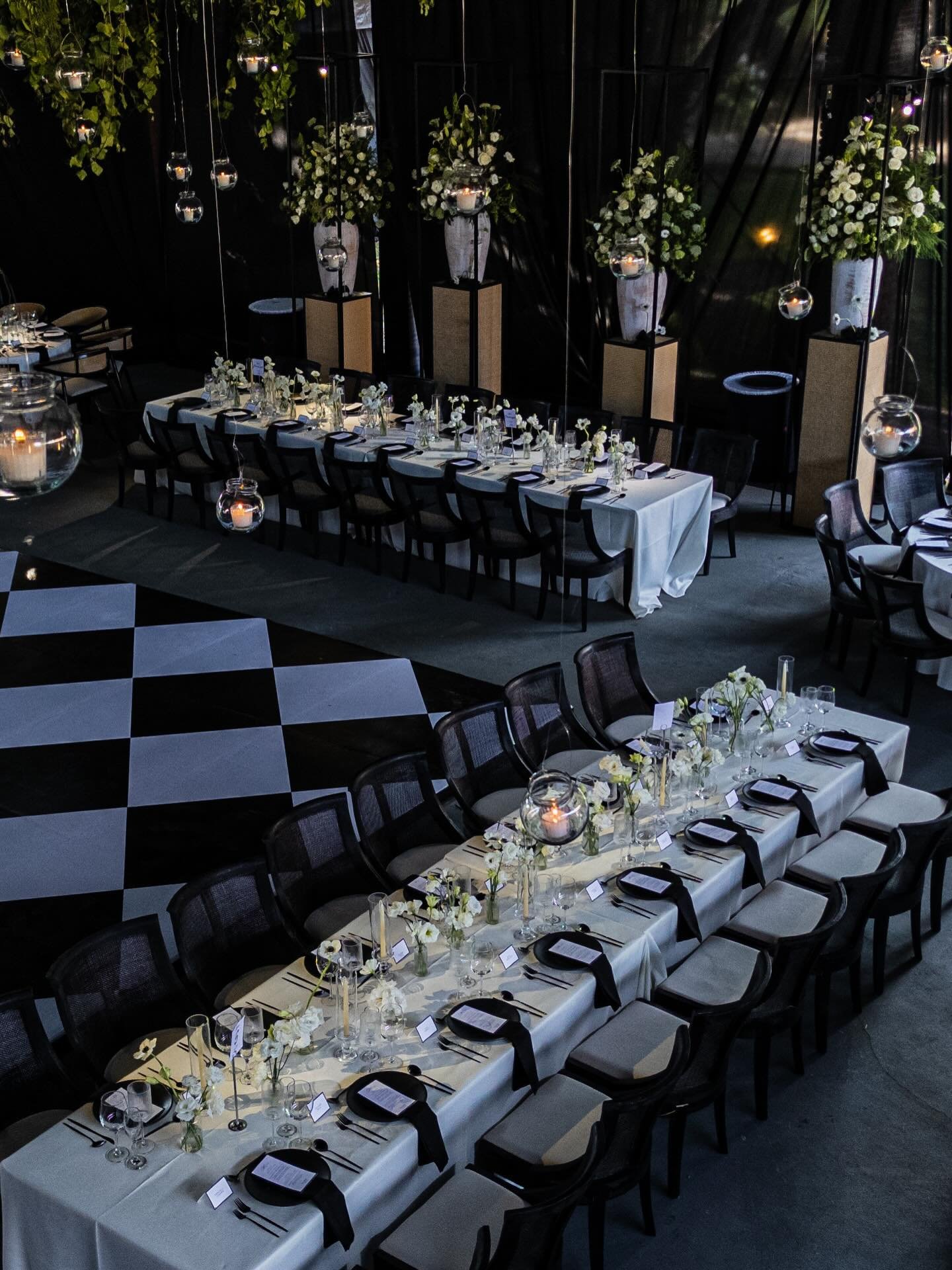 @cibeleseventos es una productora de eventos con amplia experiencia en bodas que ofrece servicios integrales de wedding planner, mobiliario y banquete; su equipo se encarga de la coordinaci&oacute;n completa del evento, desde la conceptualizaci&oacut