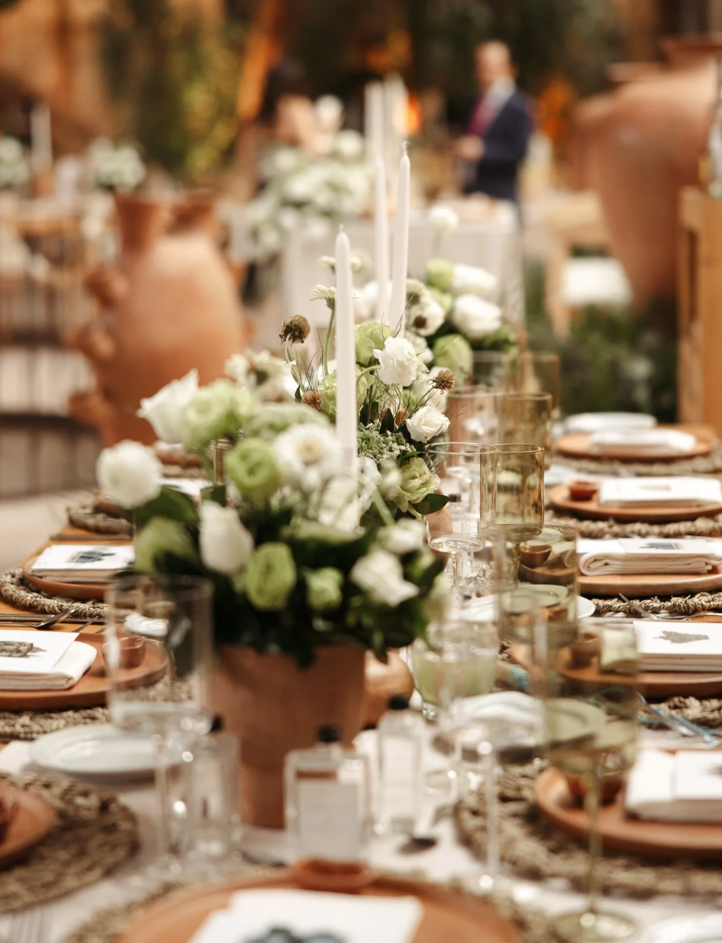 fullshotweddings_1765232777_3783369207833387412_3531461494.jpg