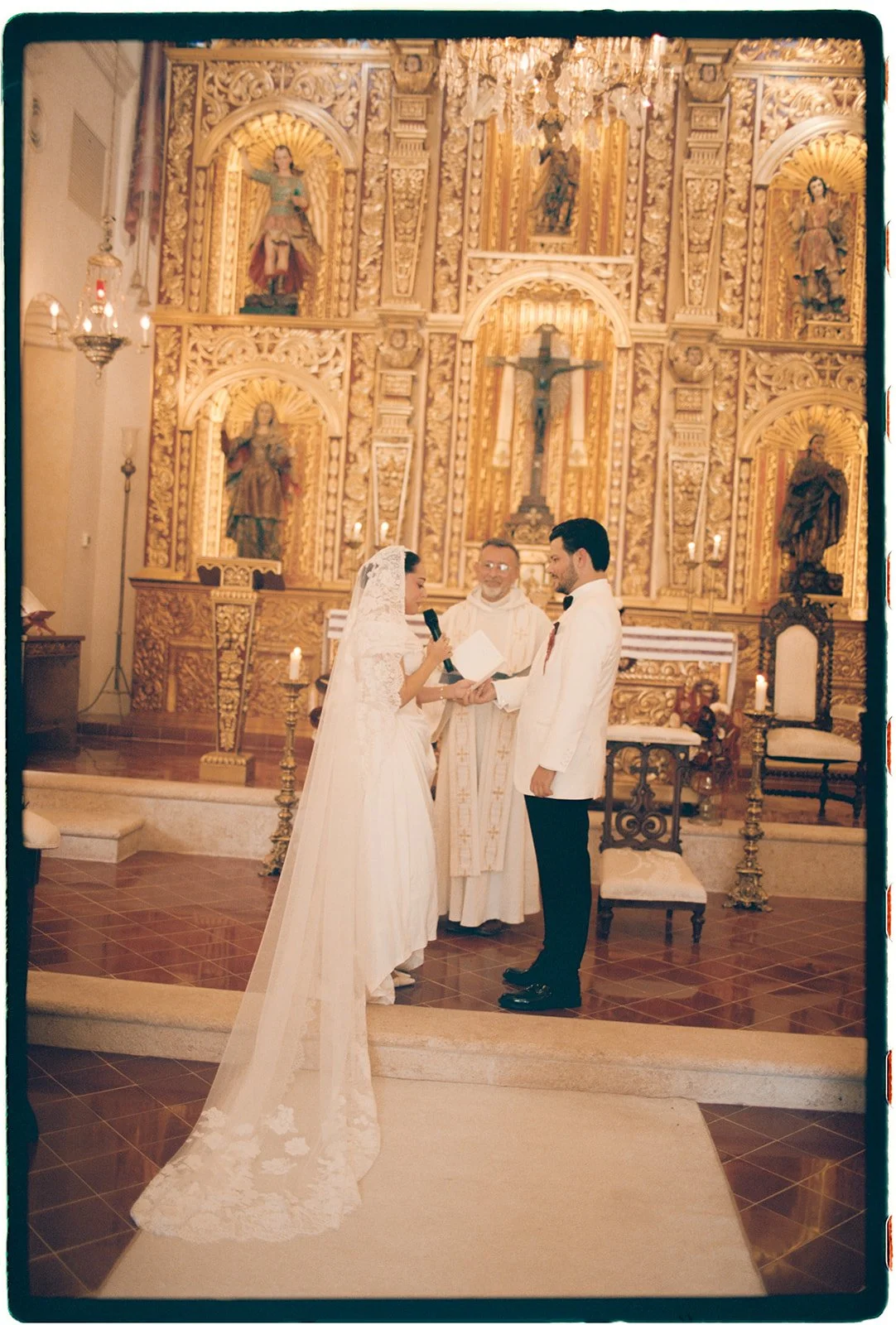 maisonbastien-kellyaxel-HaciendaSanDiegoCutz-merida-fhweddings-148.jpg