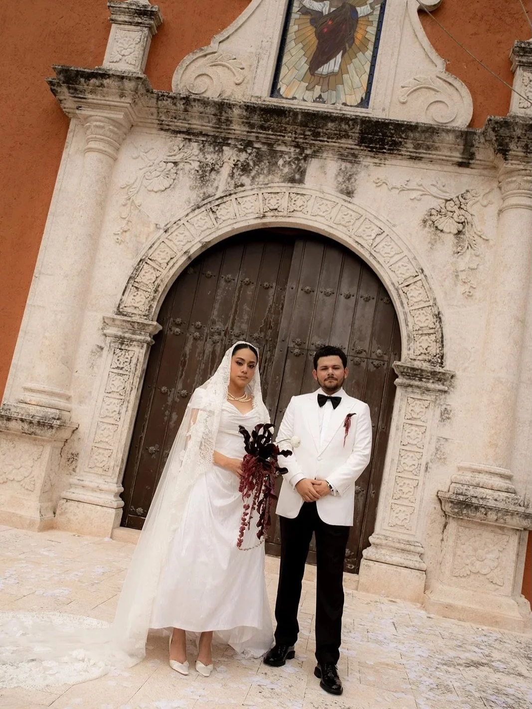 AMOR CON ESTILO: BODA DESTINO CAPTURADA EN FILM EN HACIENDA SAN DIEGO CUTZ EN M&Eacute;RIDA. 🤎

Qu&eacute; celebraci&oacute;n tan impecable: Kelly y Axel llena de estilo que escogi&oacute; la magia de una hacienda en M&eacute;rida como escenario, co