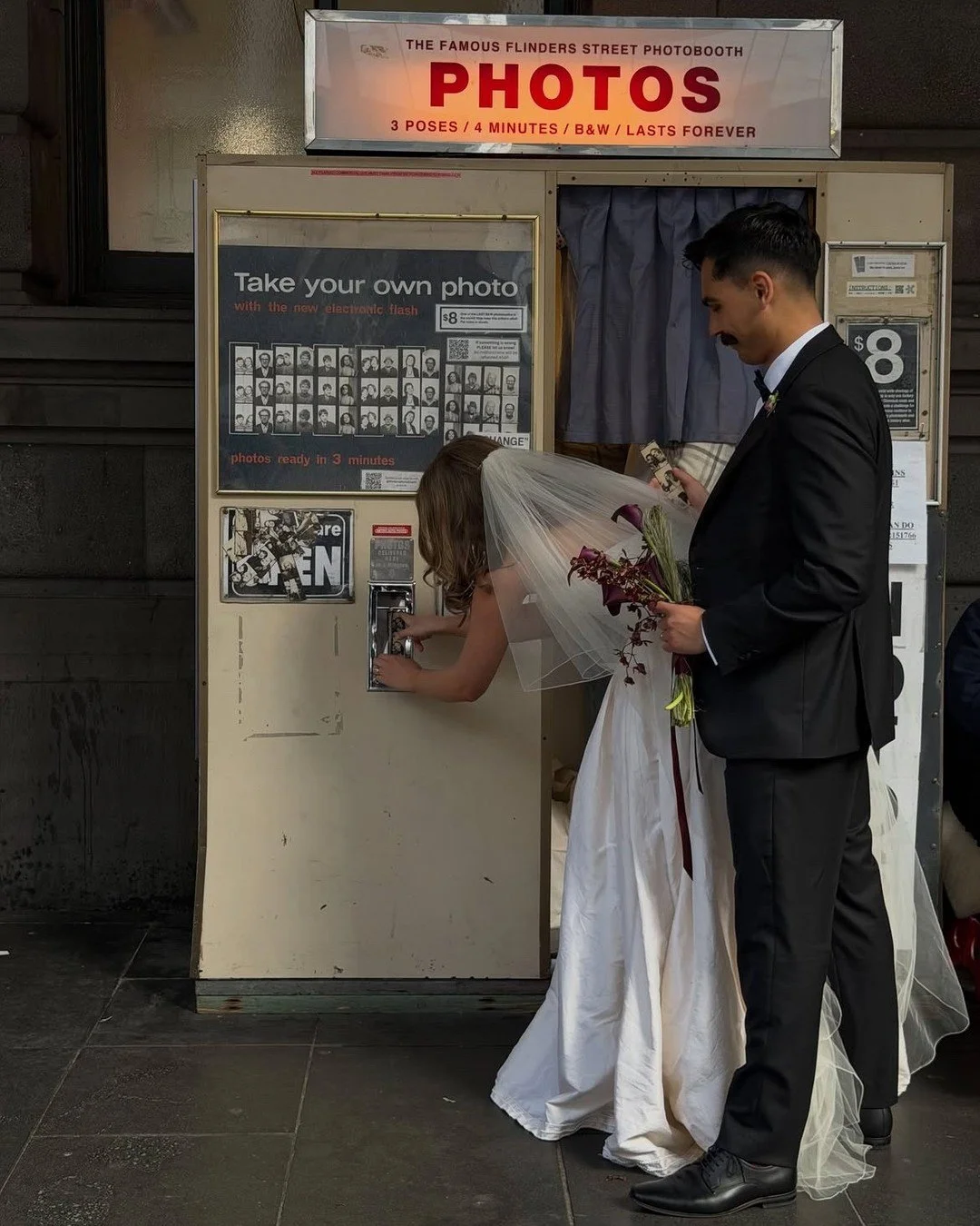 Un momento instant&aacute;neo que dure para siempre. El dia de tu boda captura en tu coraz&oacute;n la esencia de lo ef&iacute;mero y lo eterno, donde cada sonrisa, cada l&aacute;grima de felicidad y cada mirada c&oacute;mplice se convierten en recue