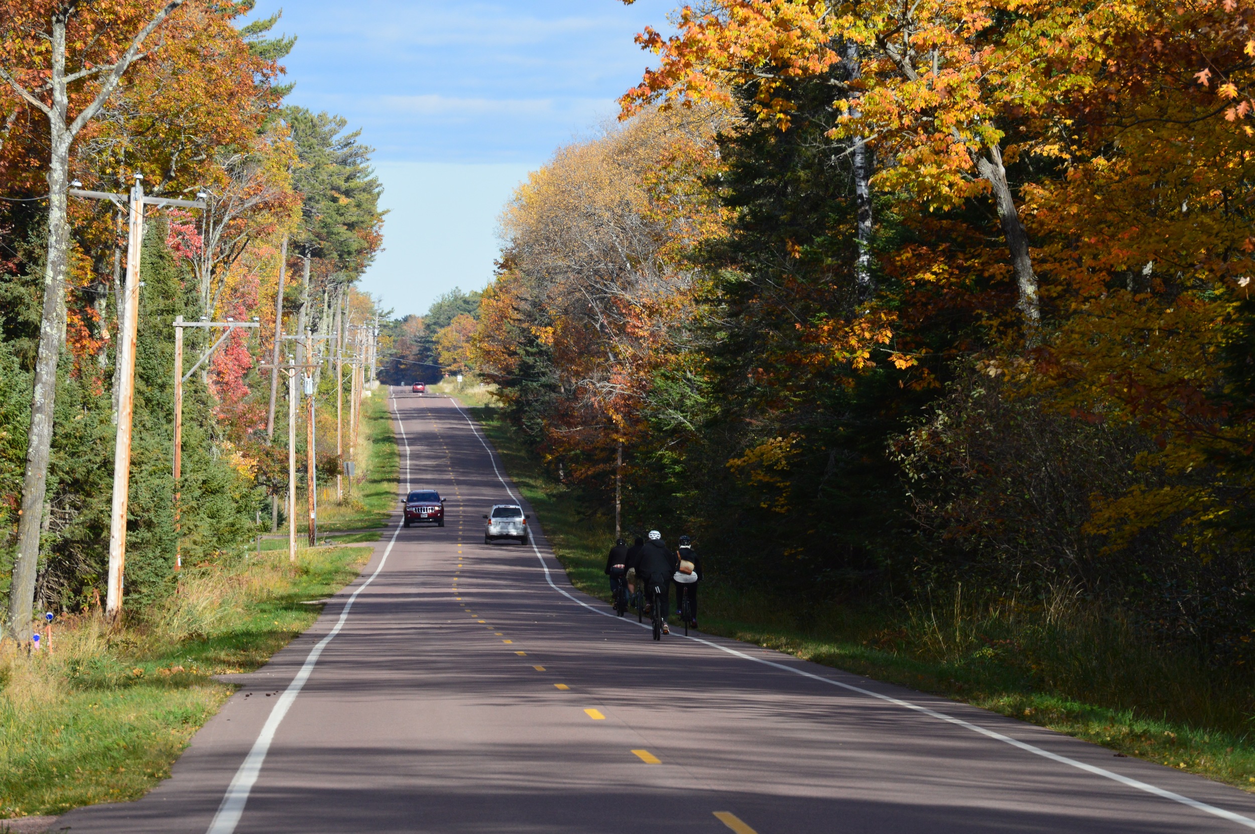 Big Bay Road Approaching Airport