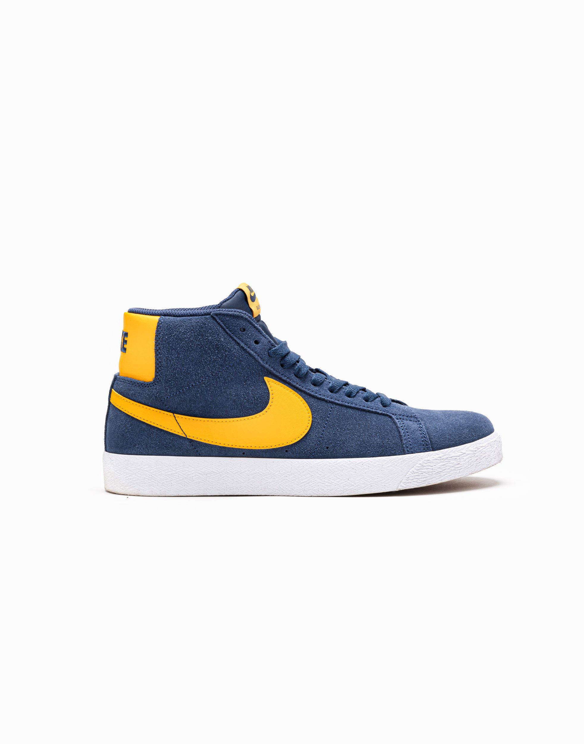 230310_Footware_eComm_Nike_Blaze_018-Edit.jpg