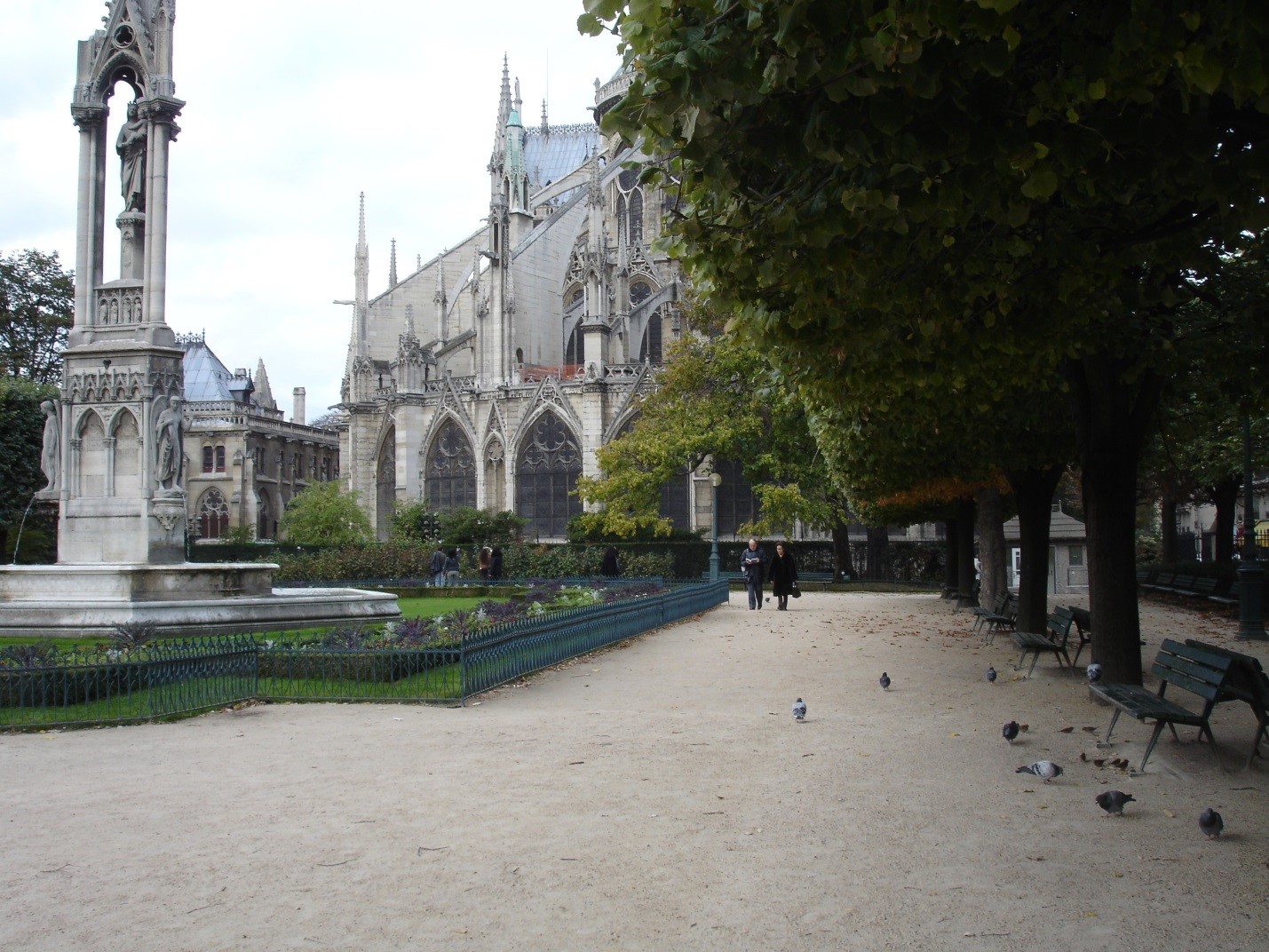 This is the back side of Notre Dame, one of my favorite quiet spots in Paris - smack in the middle of the city. My photo.