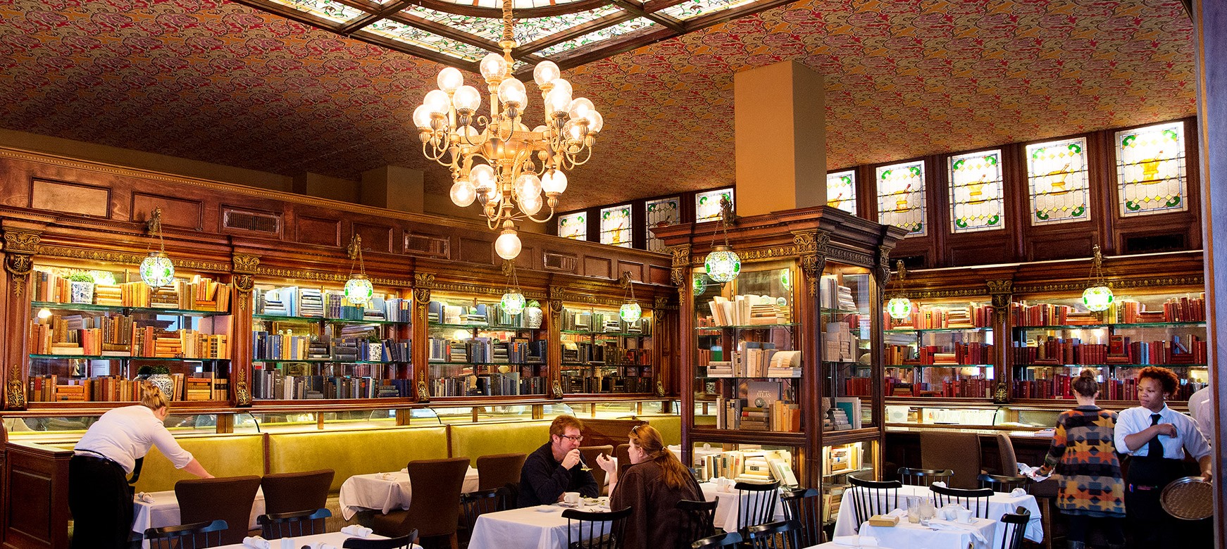 Gryphon in Savannah is a former pharmacy. It serves scones with clotted cream worth a 17 hour drive from northern Michigan. Cool inside and out. Photo from www.christinejwarren.com.