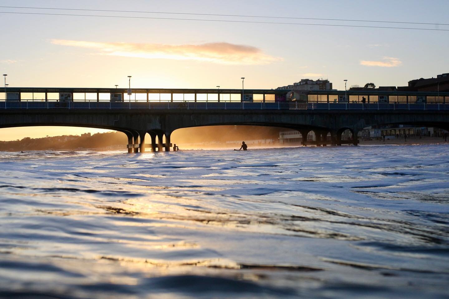 Here we go, longer evenings and fingers crossed some brighter days are here. 
.
#bournemouth #bournemouthbeach #visitbournemouth #bikehire #cyclehire #frontbikehire