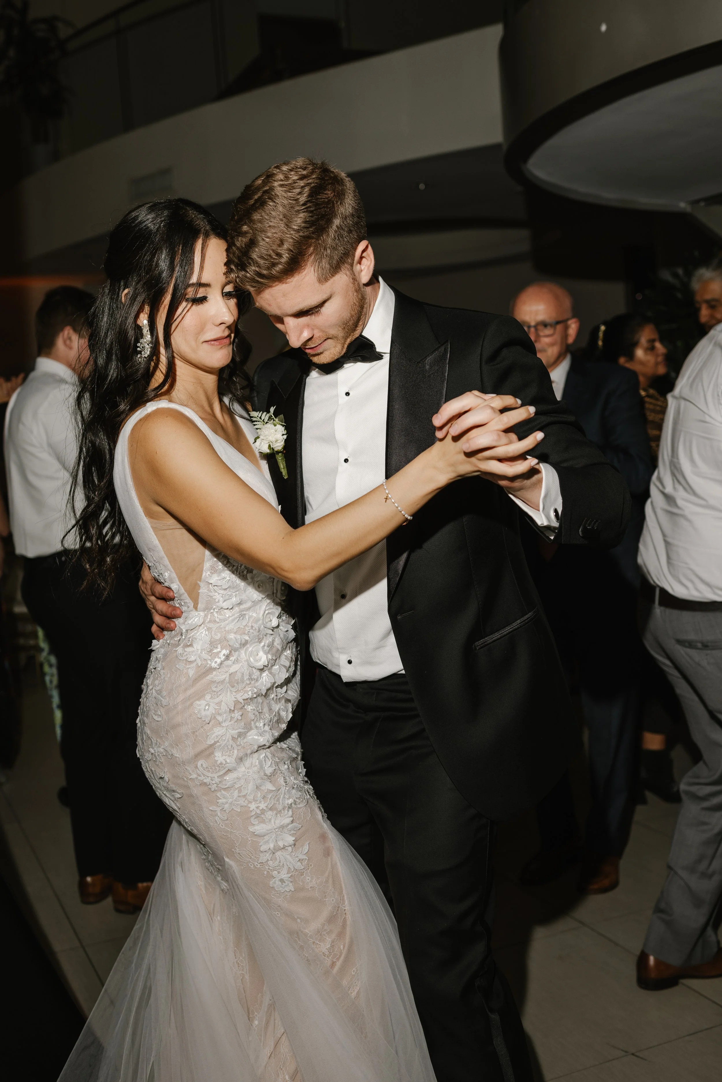 Cami & Tom Wedding _RobHedgesWeddings5.jpg