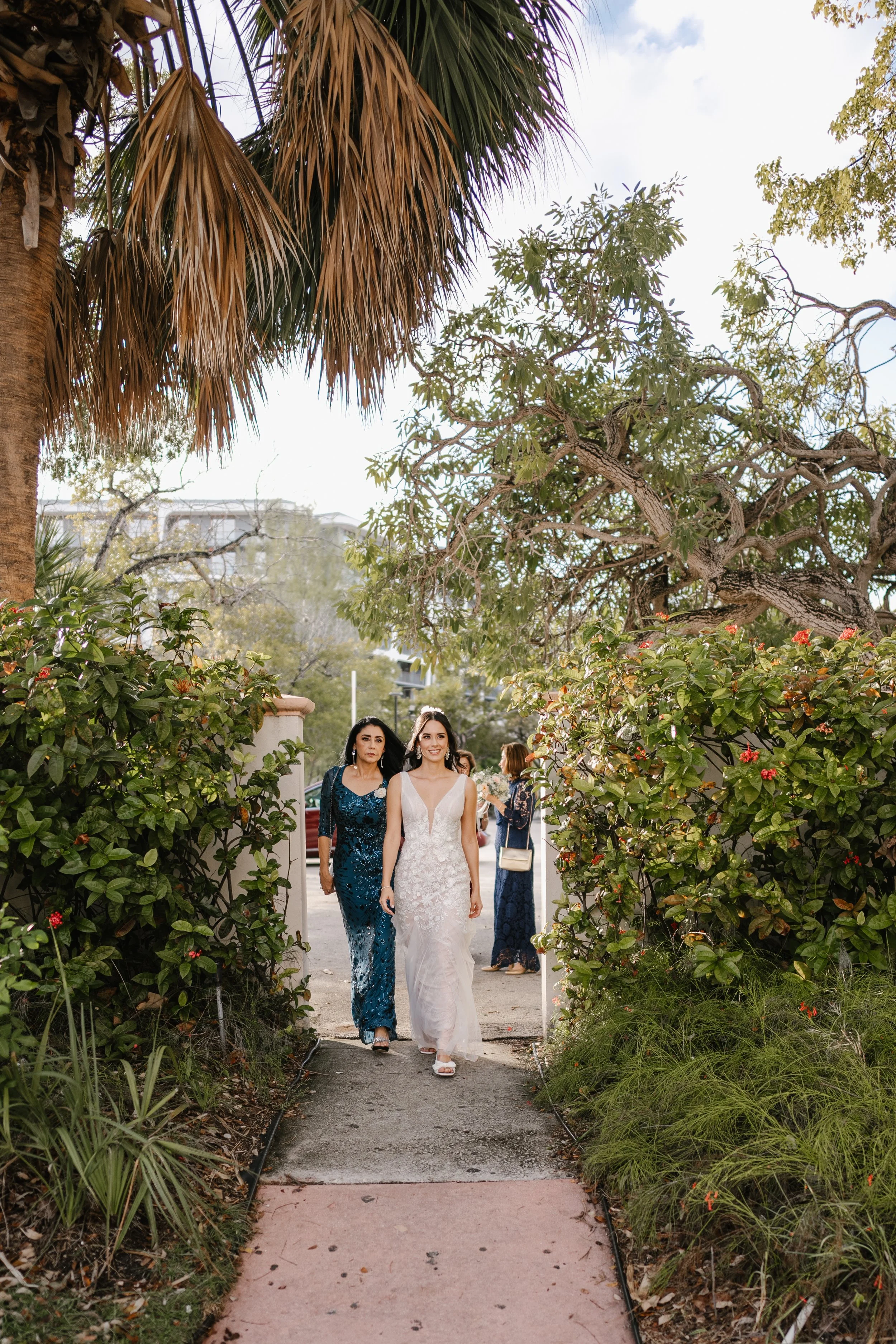 Cami & Tom Wedding _RobHedgesWeddings618.jpg