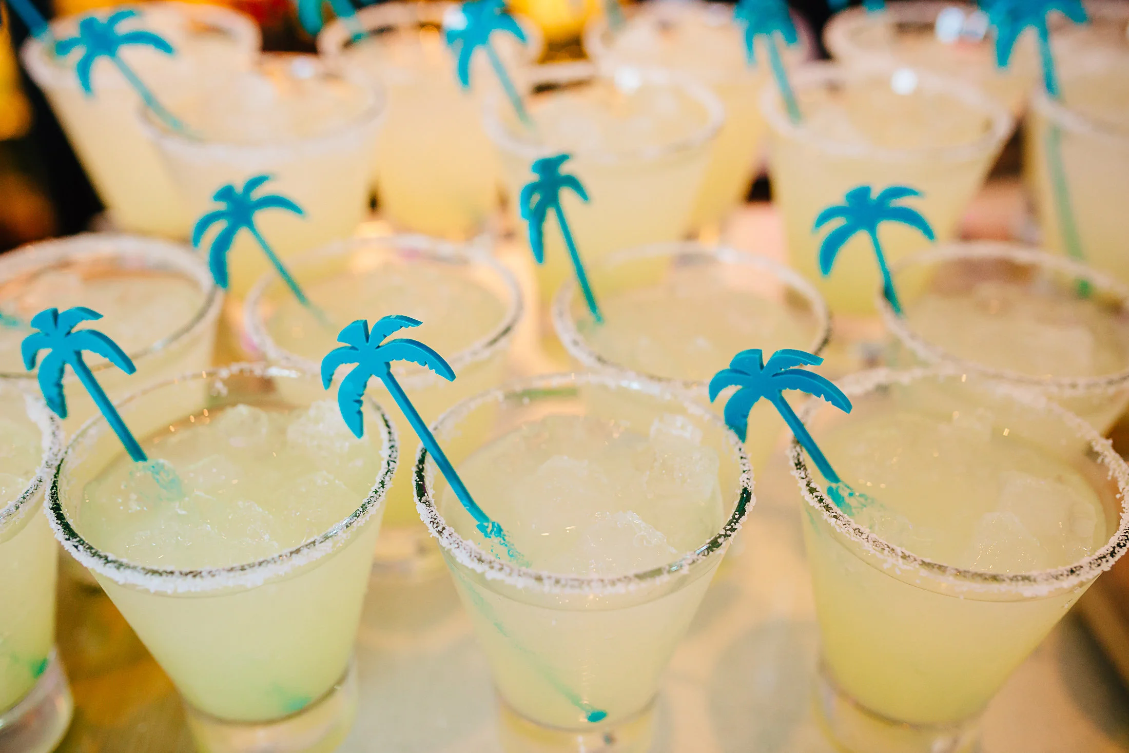 Each night’s dinner was swoon-worthy, beginning with cocktails right through dessert. Photo credit: Lauren Hansen of Lunabear Studios . Fun drink stirrers courtesy of @johnstonstyle .