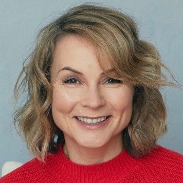 Julie Naismith.jpg