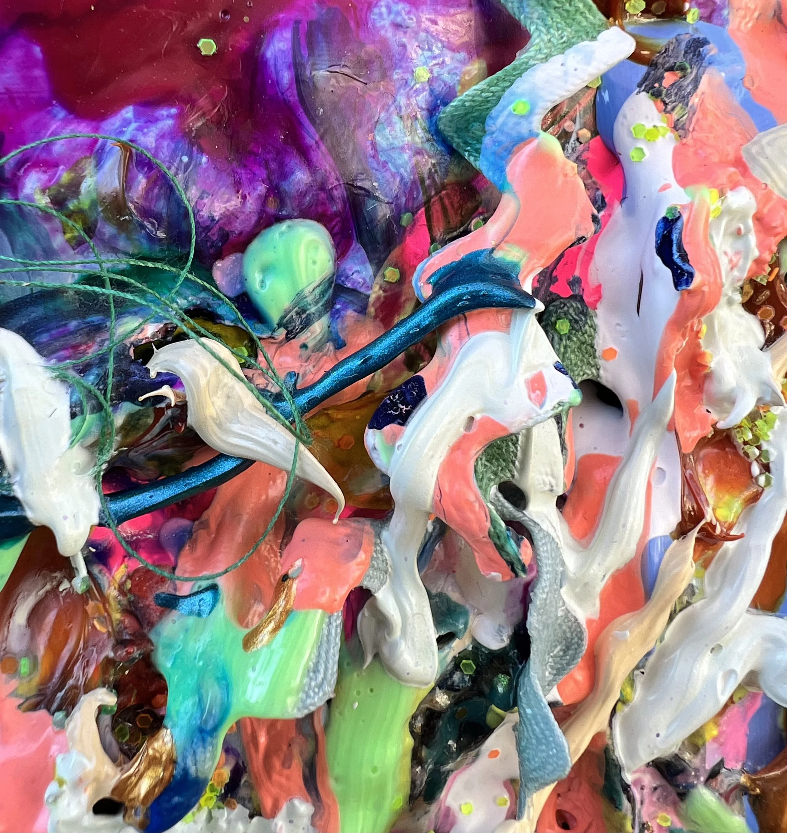 DETAIL OF LEONA