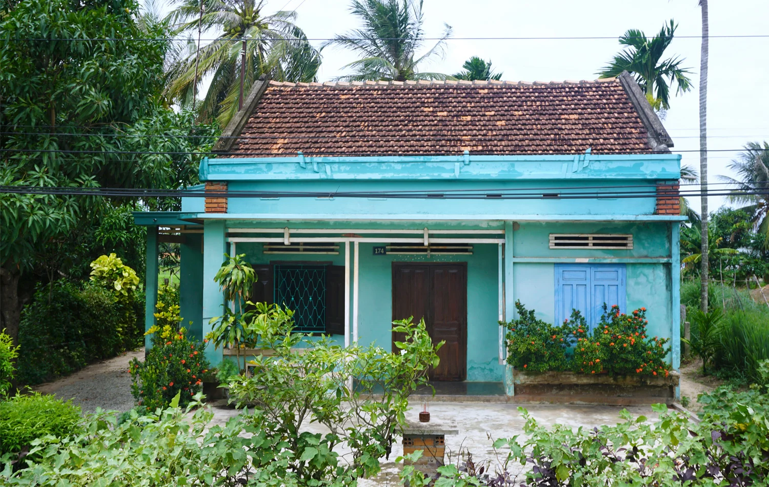 villages of brightly painted houses.