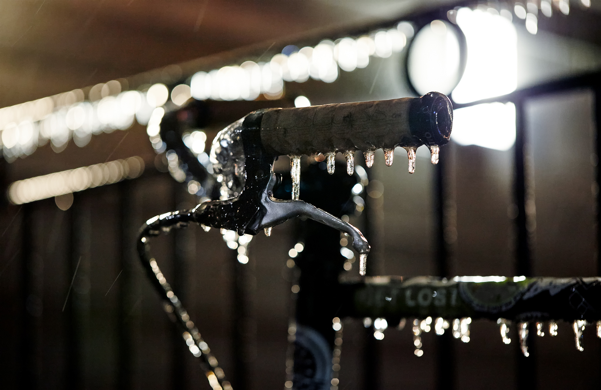 frozen_bike_icestorm_02-resize.jpg