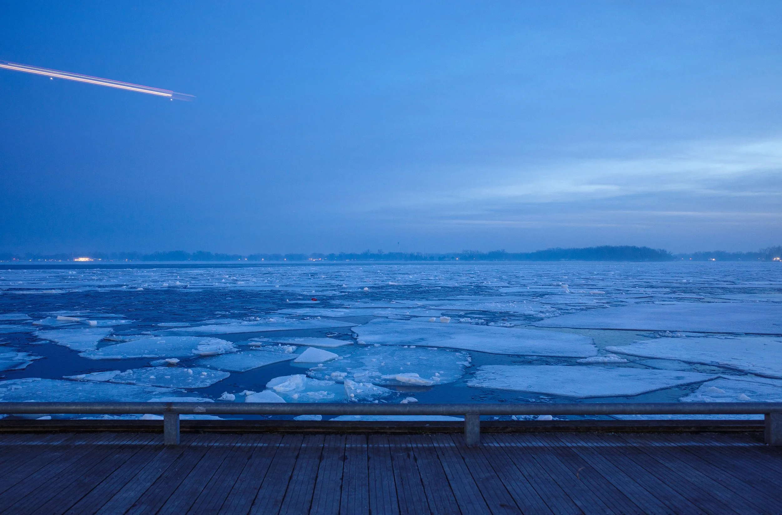 ice_harbourfront-centre_frozen_dusk_01.jpg