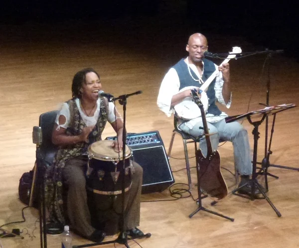 Storytelling at Bank Street Multicultural Night with Ayodele Maakheru